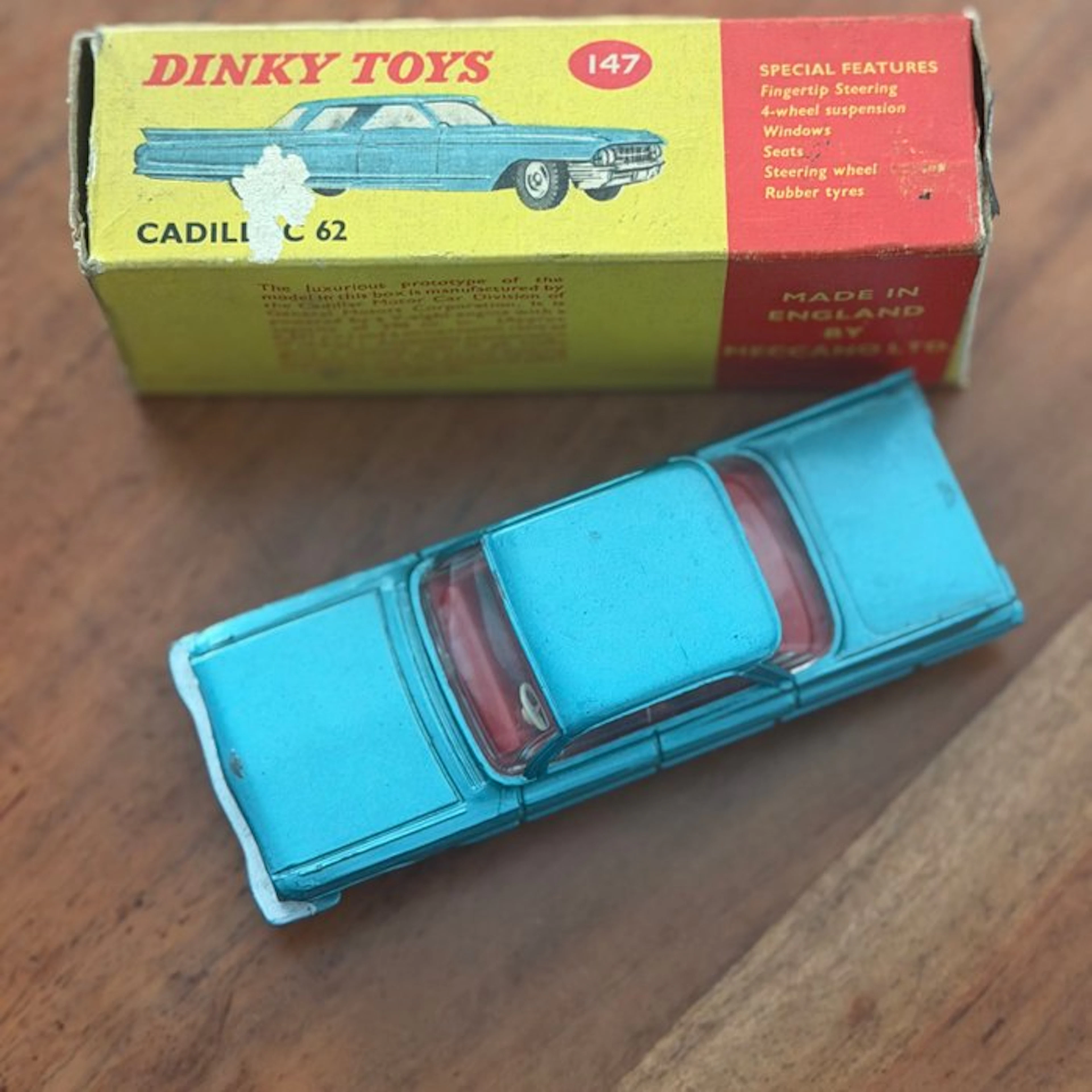 Dinky Toys 1:43 - Model car - Cadillac 62