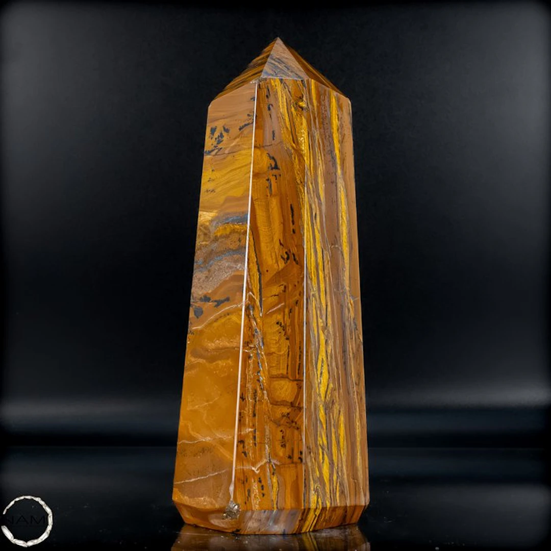 Powerful tiger's eye obelisk – Natural elegance from China- 1305.17 g