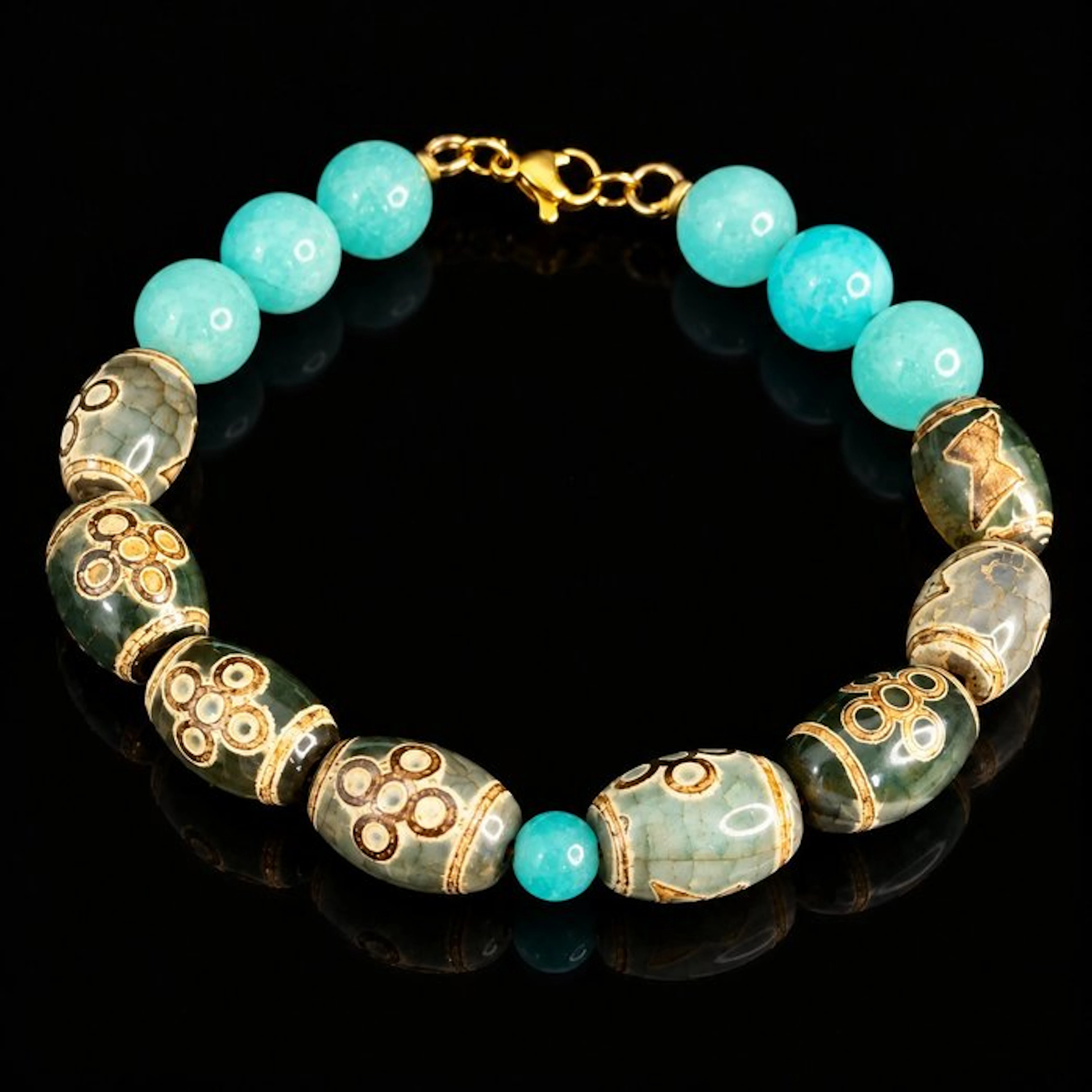 Rara handmade bracelet - Tibetan-inspired - DZI beads...