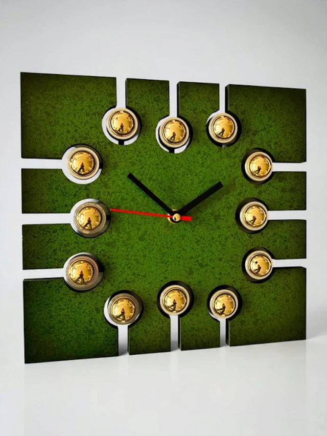 Wall clock - Juwelier Hörl Prototype - Mid-century modern Steel