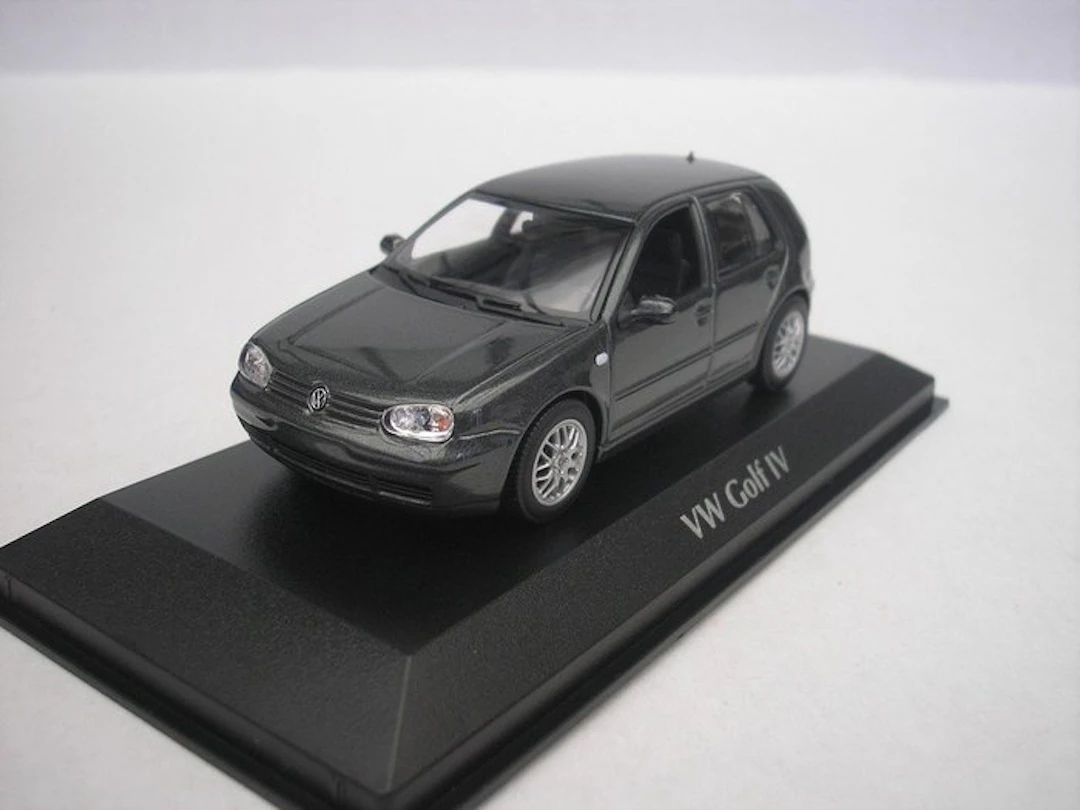 Maxichamps 1:43 - Model car - VW Volkswagen Golf IV GTI (mk4) 1999