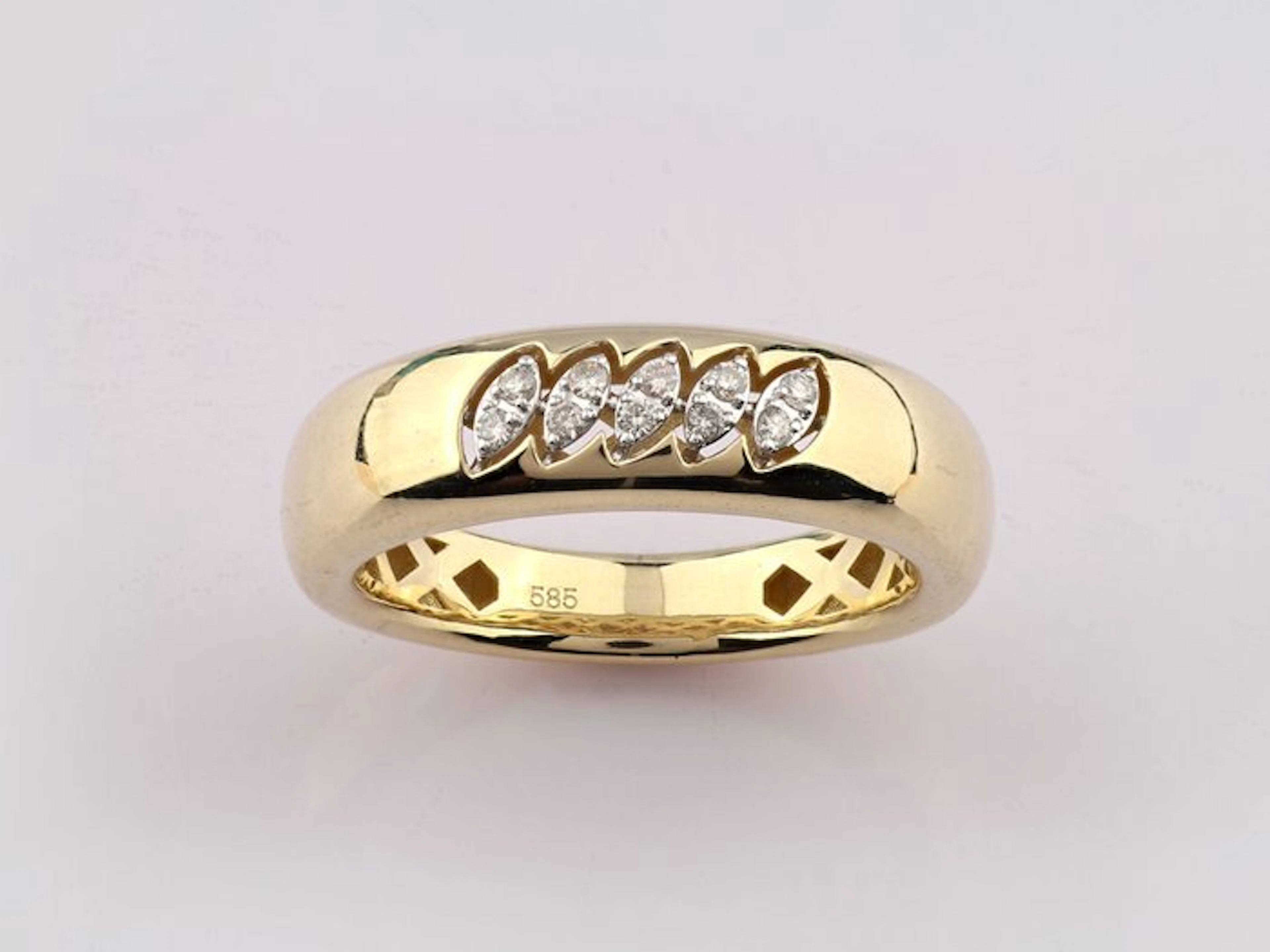 Ring - 14 kt. Yellow gold - 0.08ct. tw. Diamond (Natural)