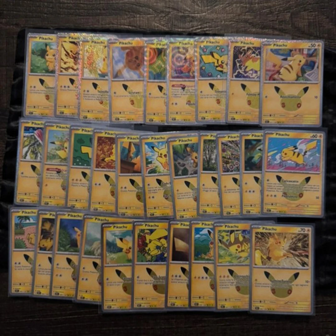 Pokémon - 30 Bulk cards - Pikachu Foil, Promo card - Various sets