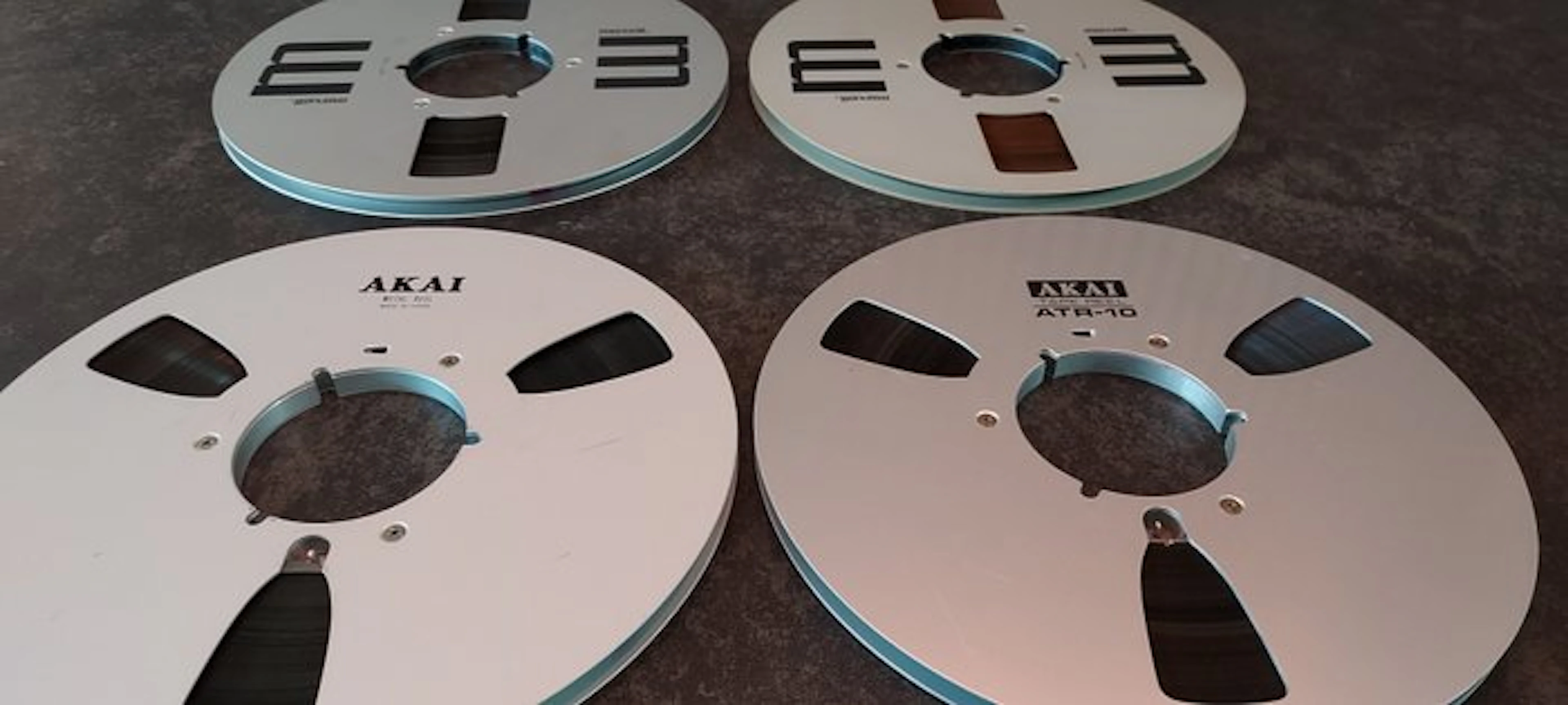 Akai, Maxell