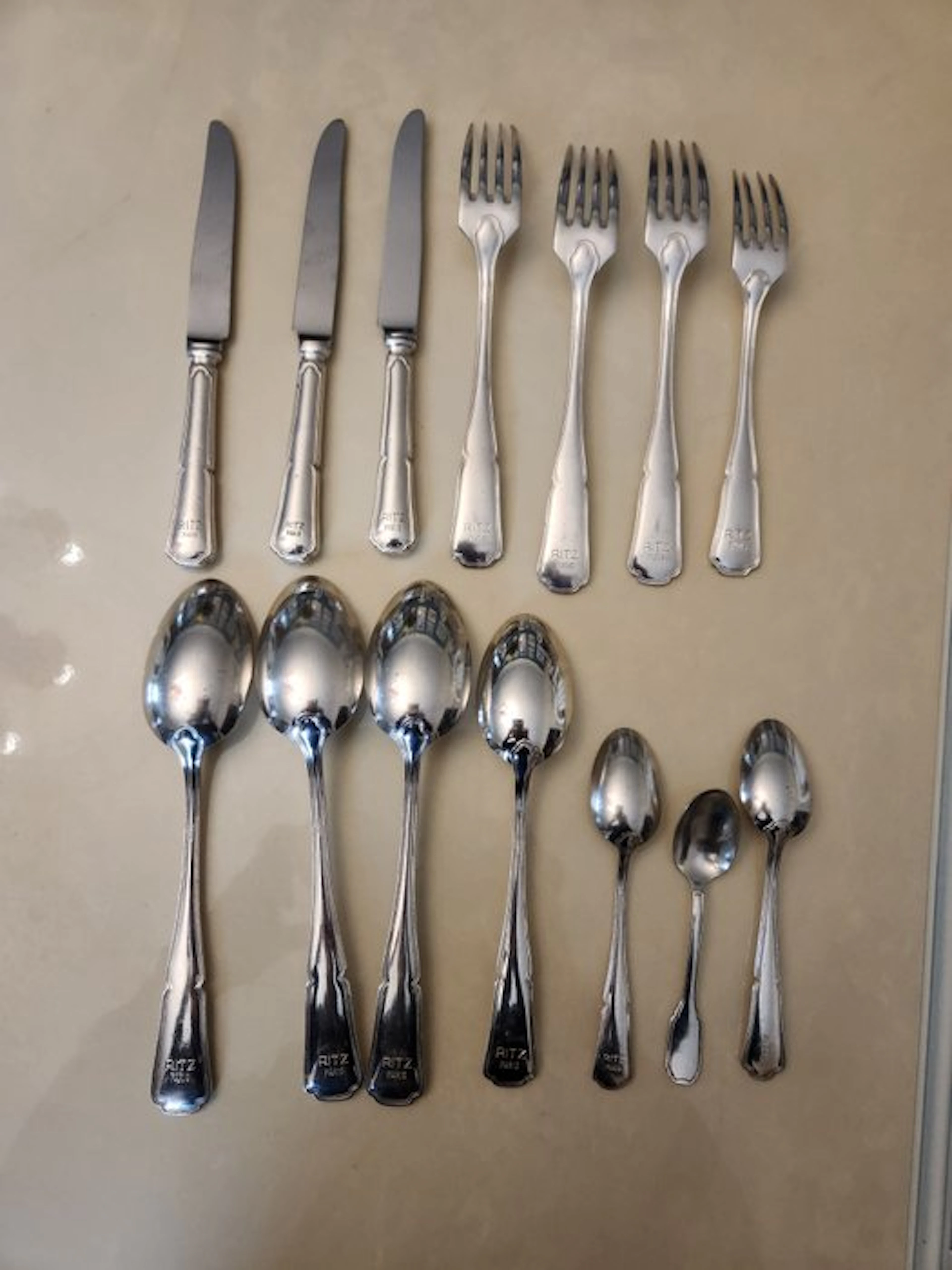 BĒARD Montreux - Dinner set (13) - Silverplated - Ritz Hotel Paris