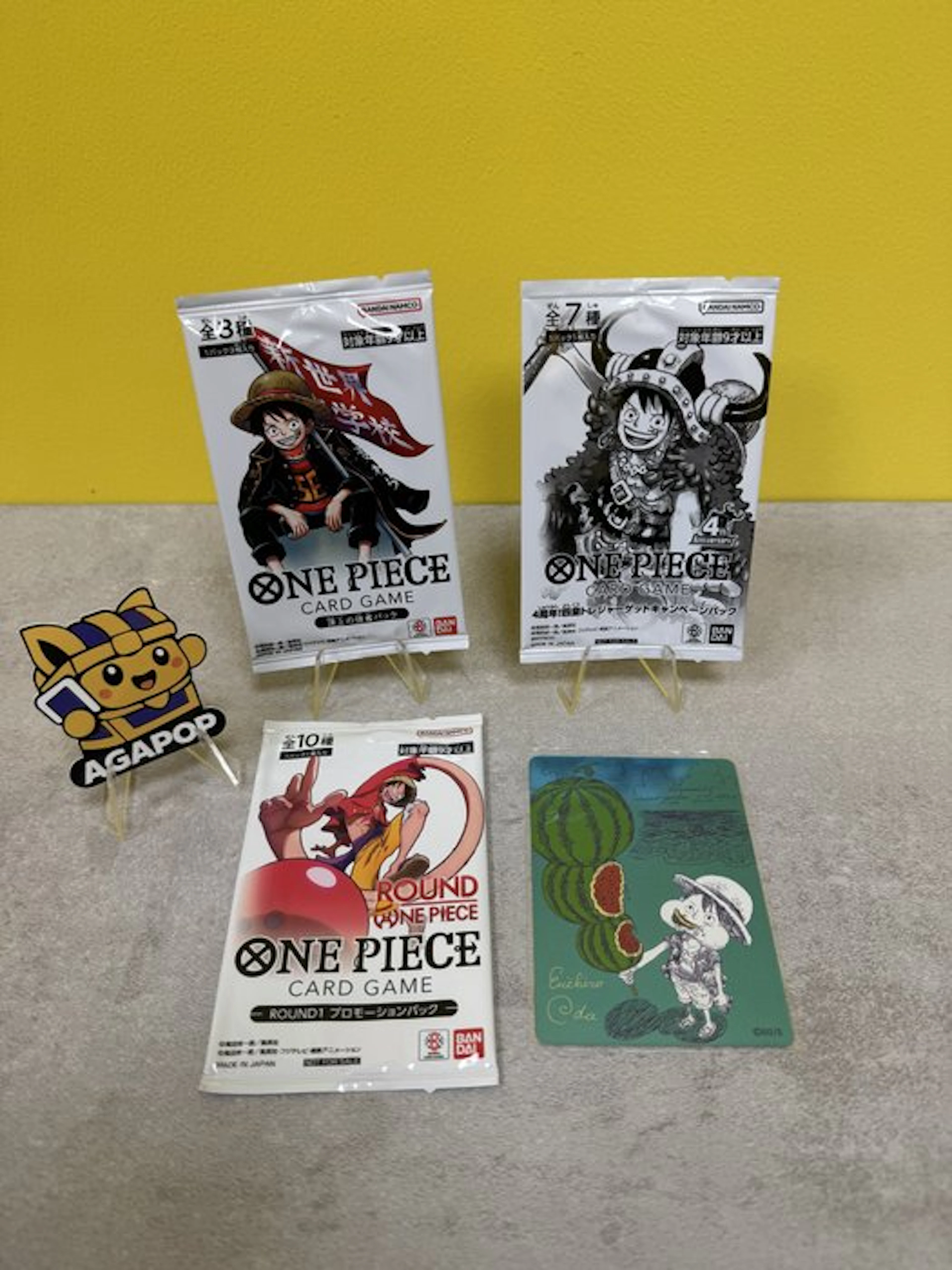 One Piece - 4 Sealed card - Monkey D