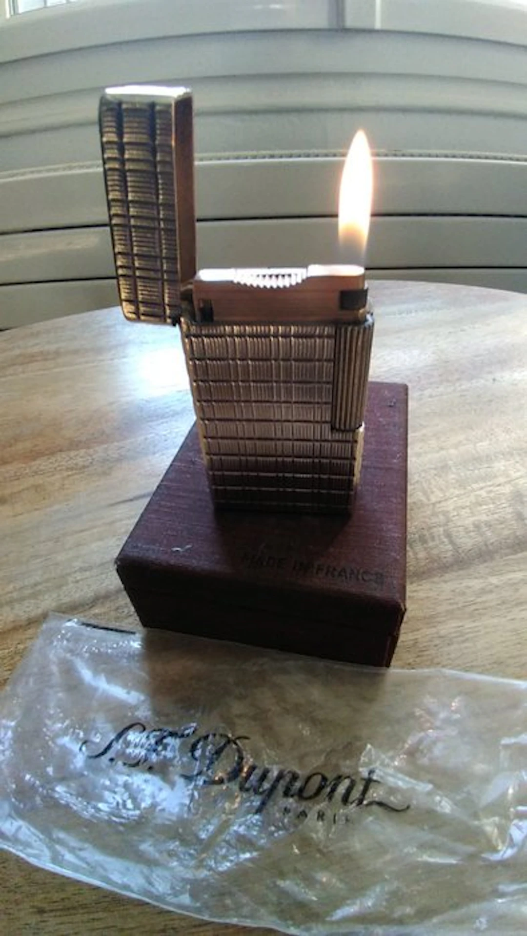S.T. Dupont - Line 2 - No reserve price - Pocket lighter - Gold plated