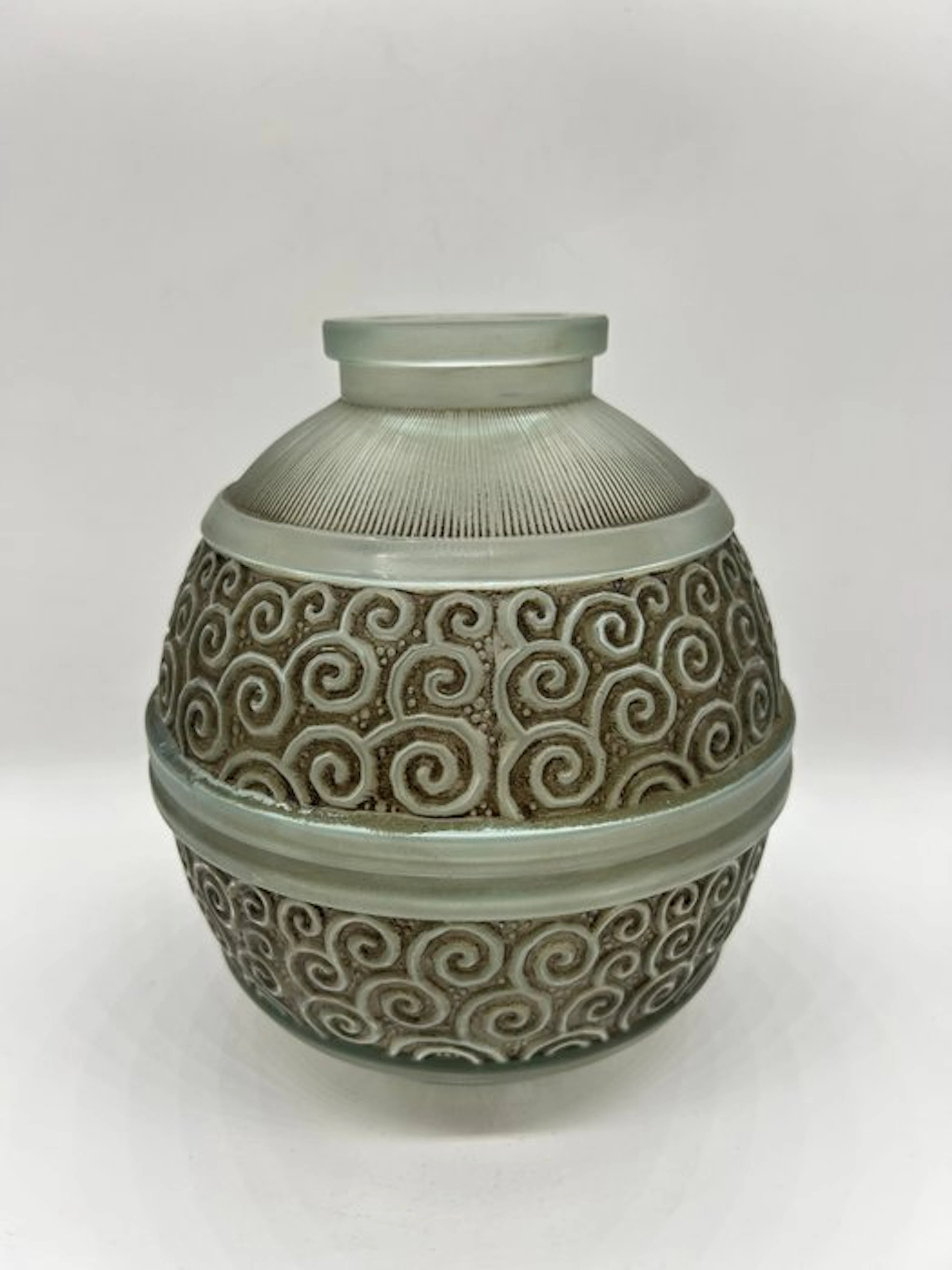 Val Saint Lambert - Charles Graffart - Vase - "Mimosa"...