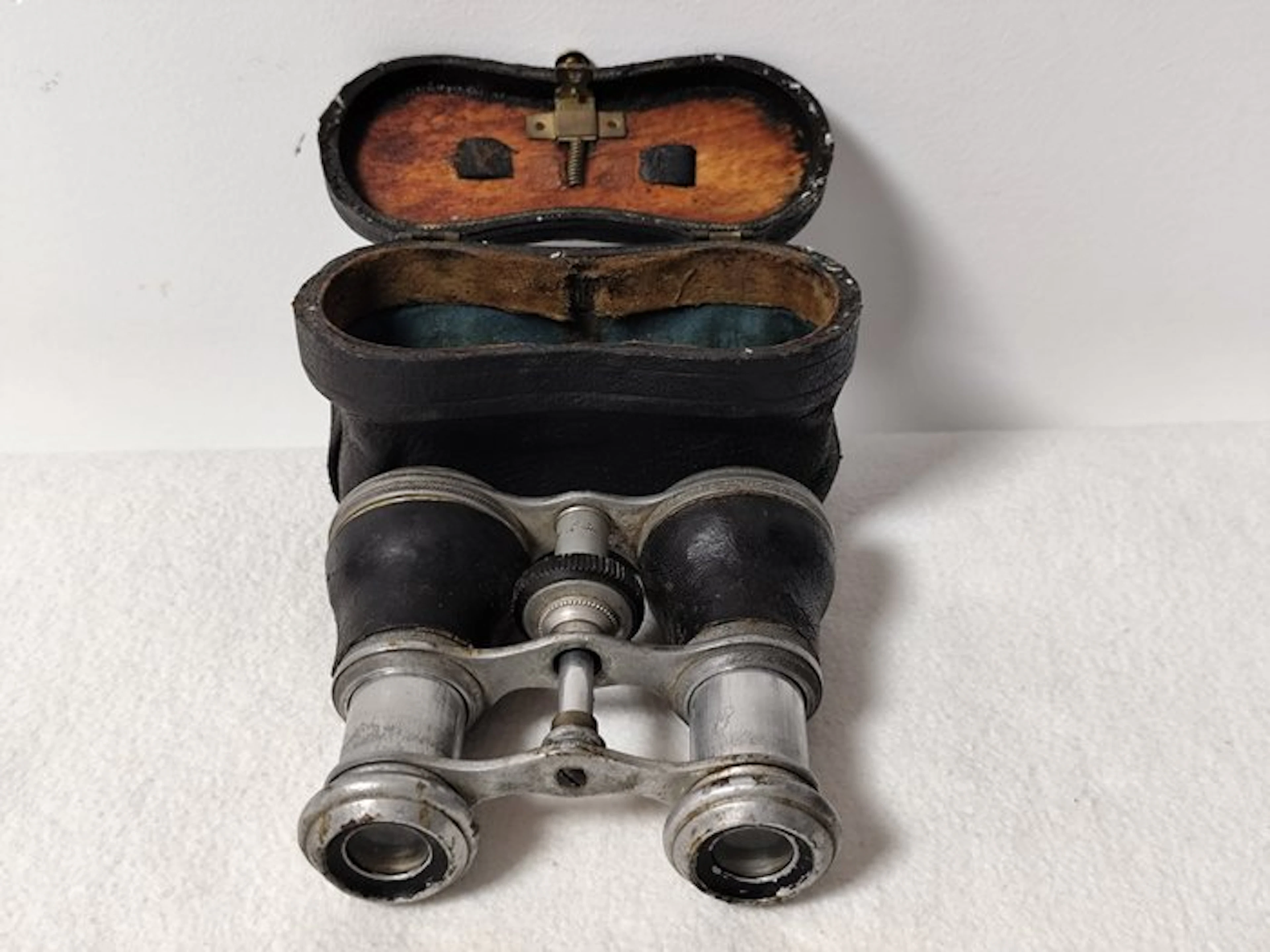 Theatre binoculars - 1900-1910