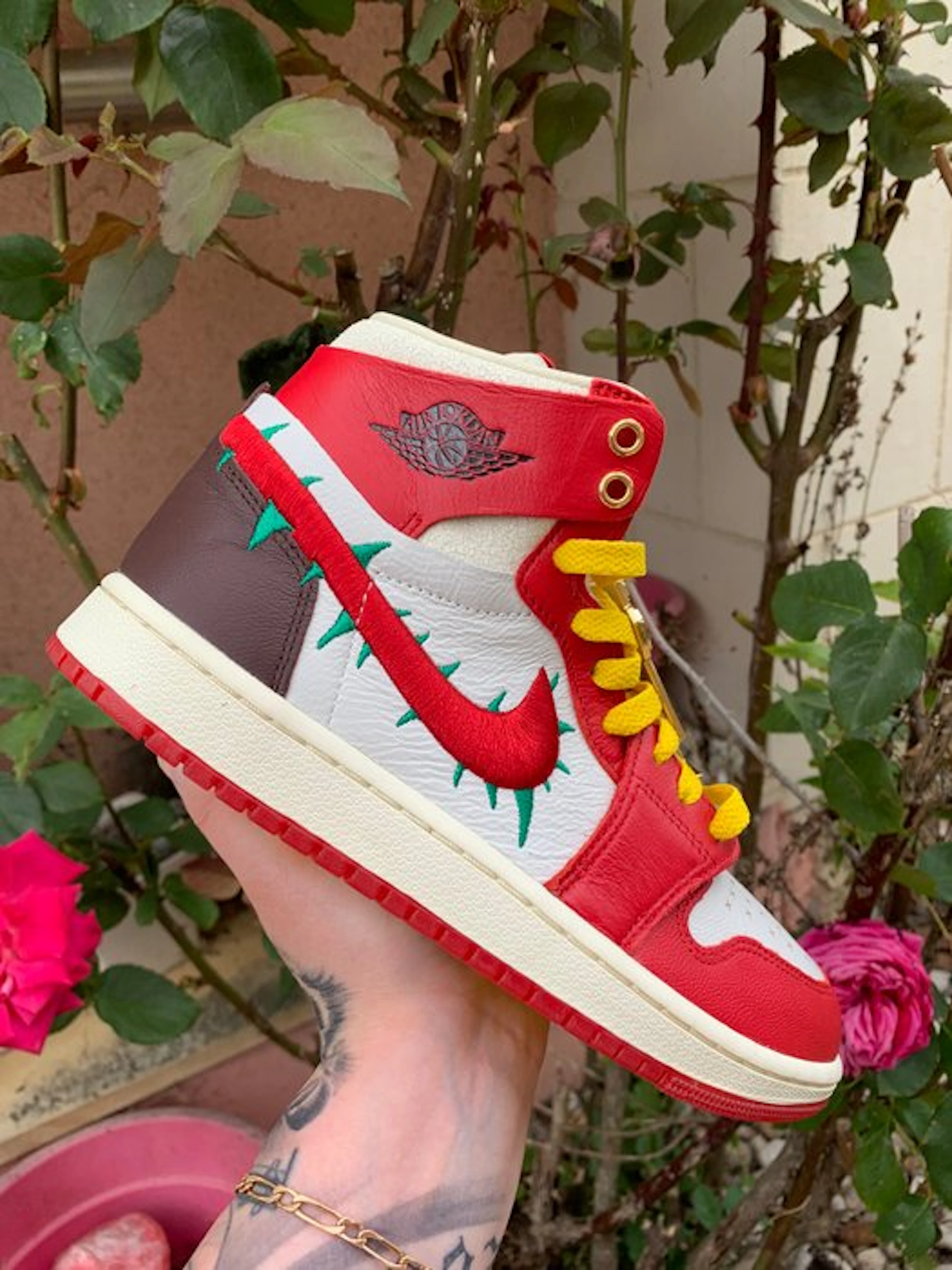 Air Jordan - Air Jordan 1 High - Sneakers - Size: EU 38