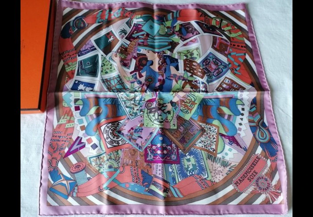Hermès - Mademoiselle Soie - Gavroche - Foulard