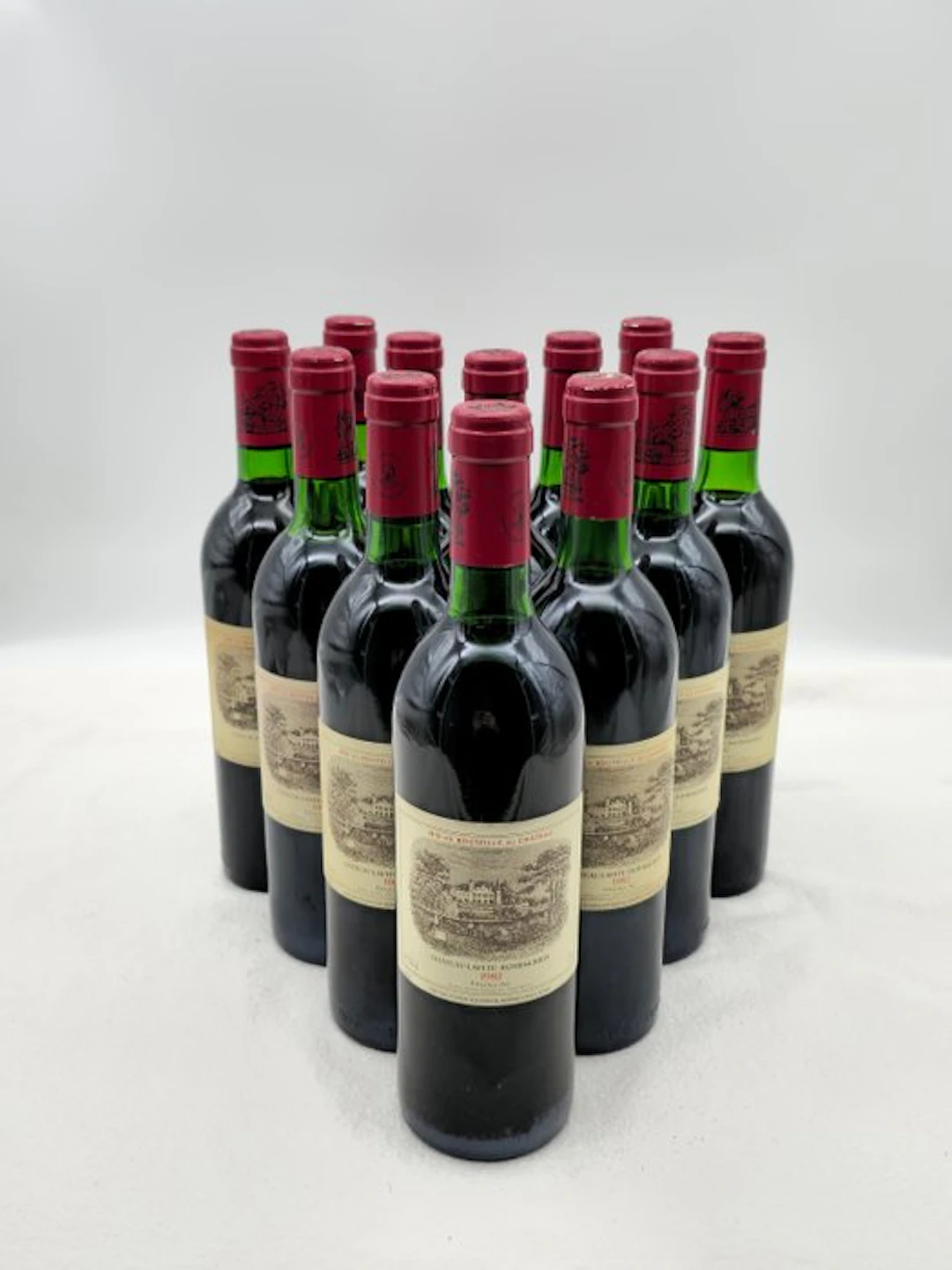 1982 Chateau Lafite Rothschild - Pauillac 1er Grand Cru...