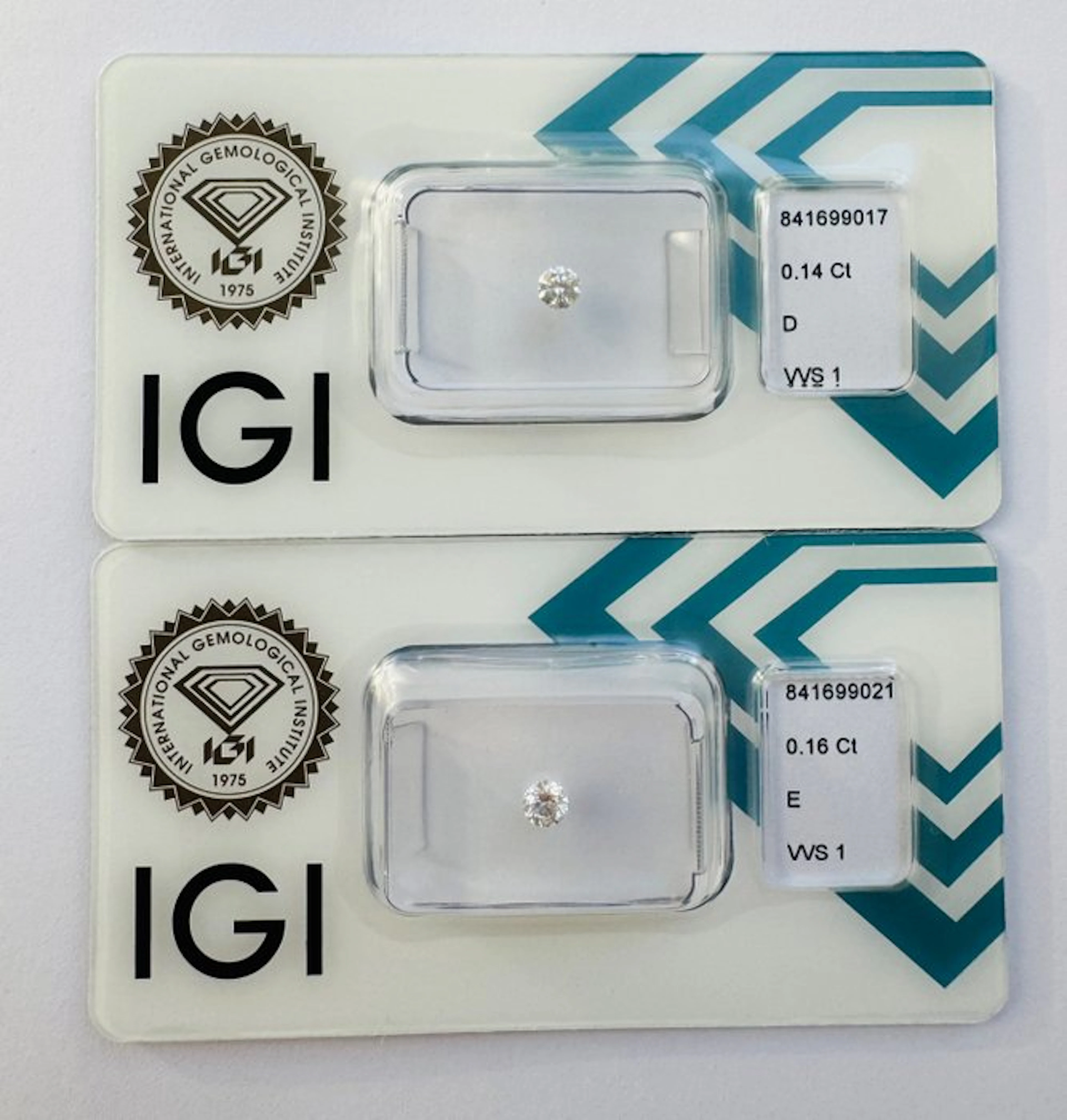 No reserve price - 2 pcs Diamond (Natural) - 0.30 ct - Round - E