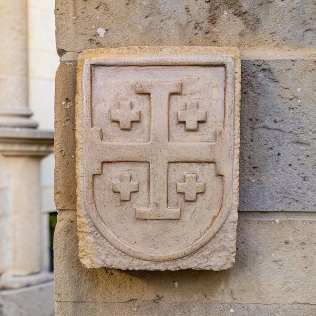 Sculpture, Stemma Croce di Gerusalemme - 25 cm - Cast Stone
