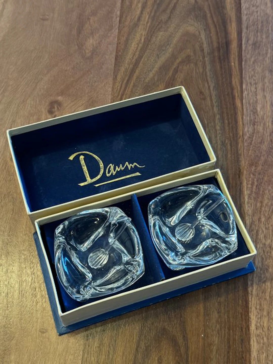 Daum Frères - Salt and pepper shakers (2) - Crystal...