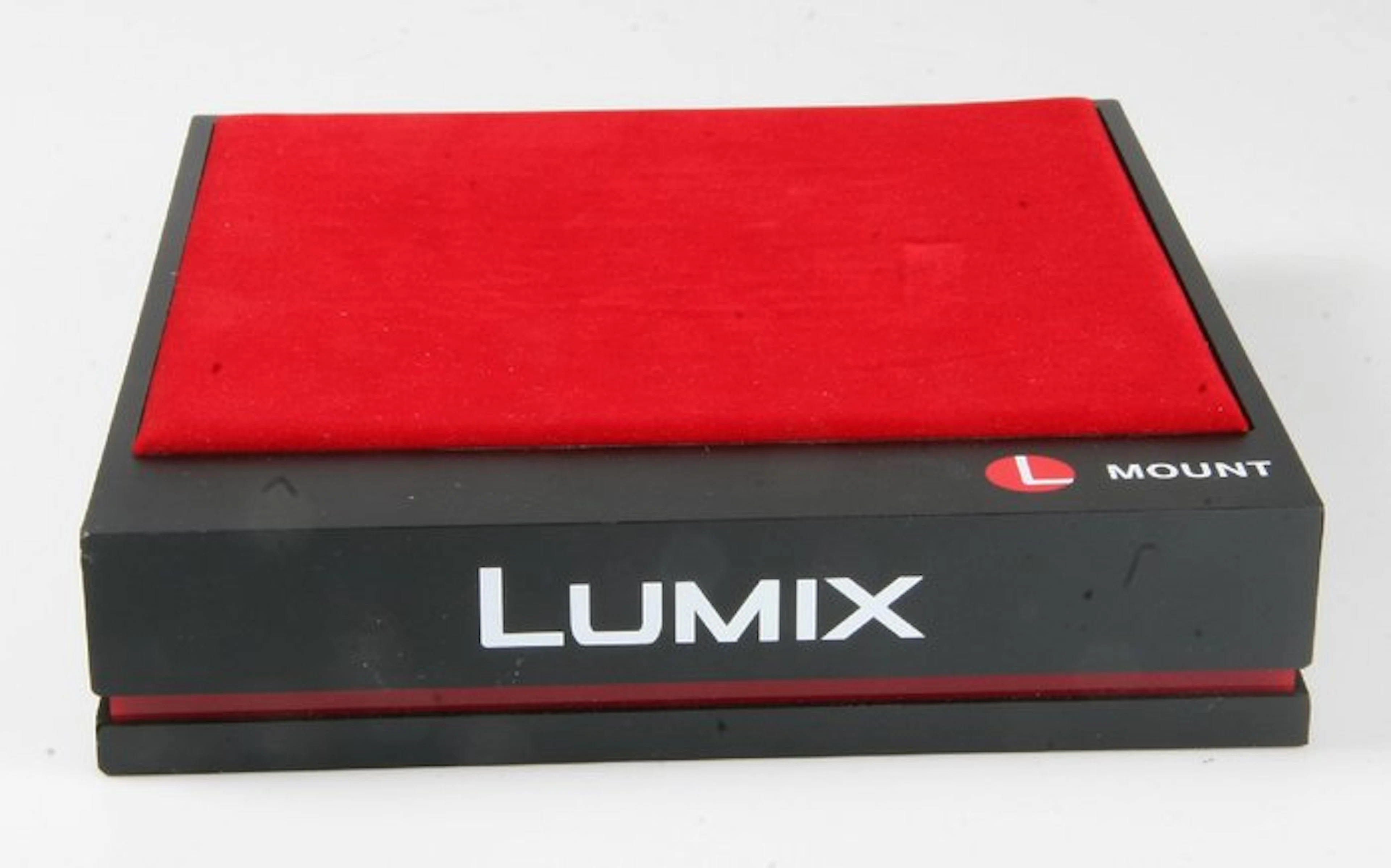 Panasonic - Display for Lumix L-mount Single lens reflex camera (SLR)