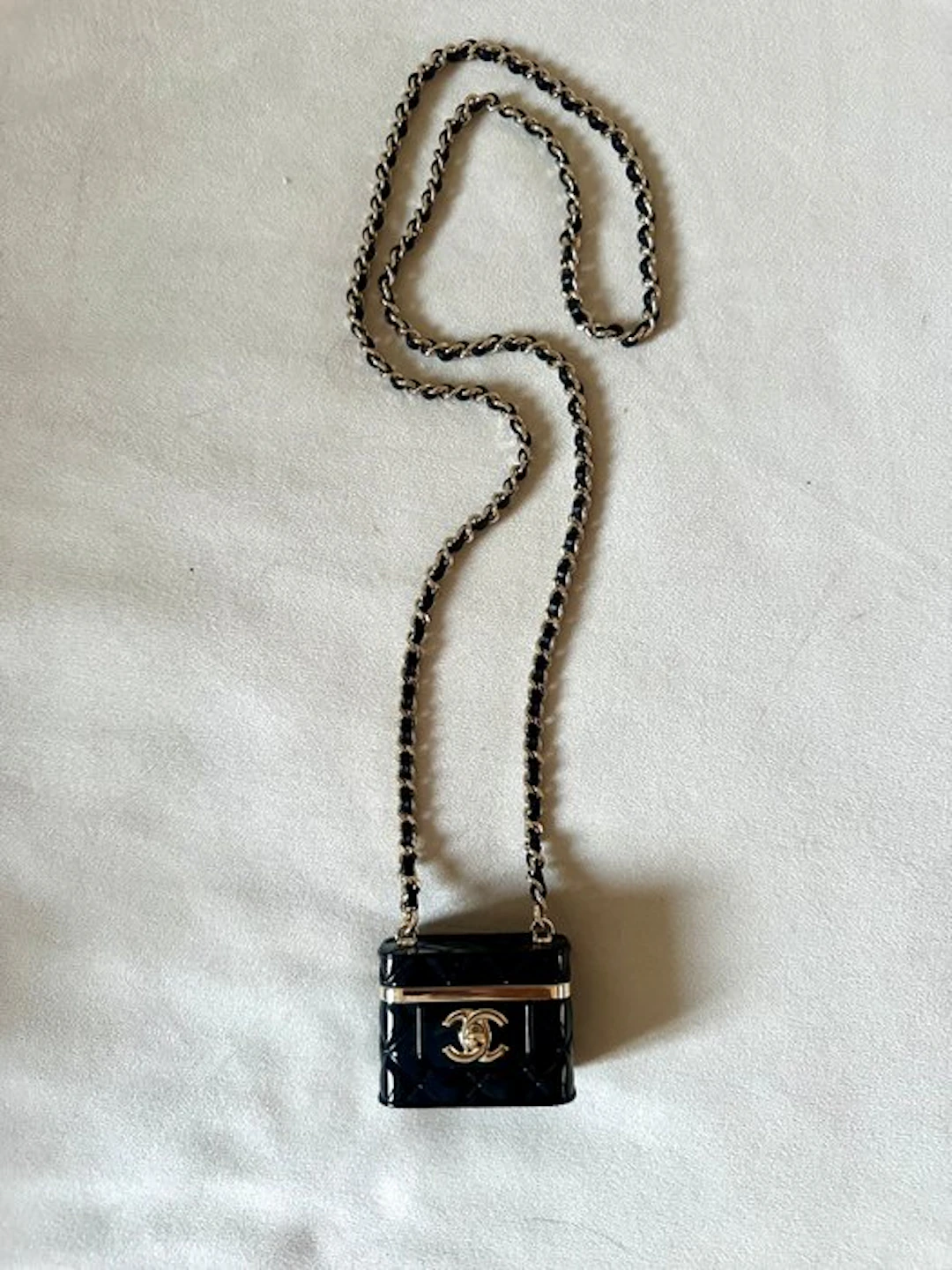 Chanel - Resin, Gold-plated metal - Necklace