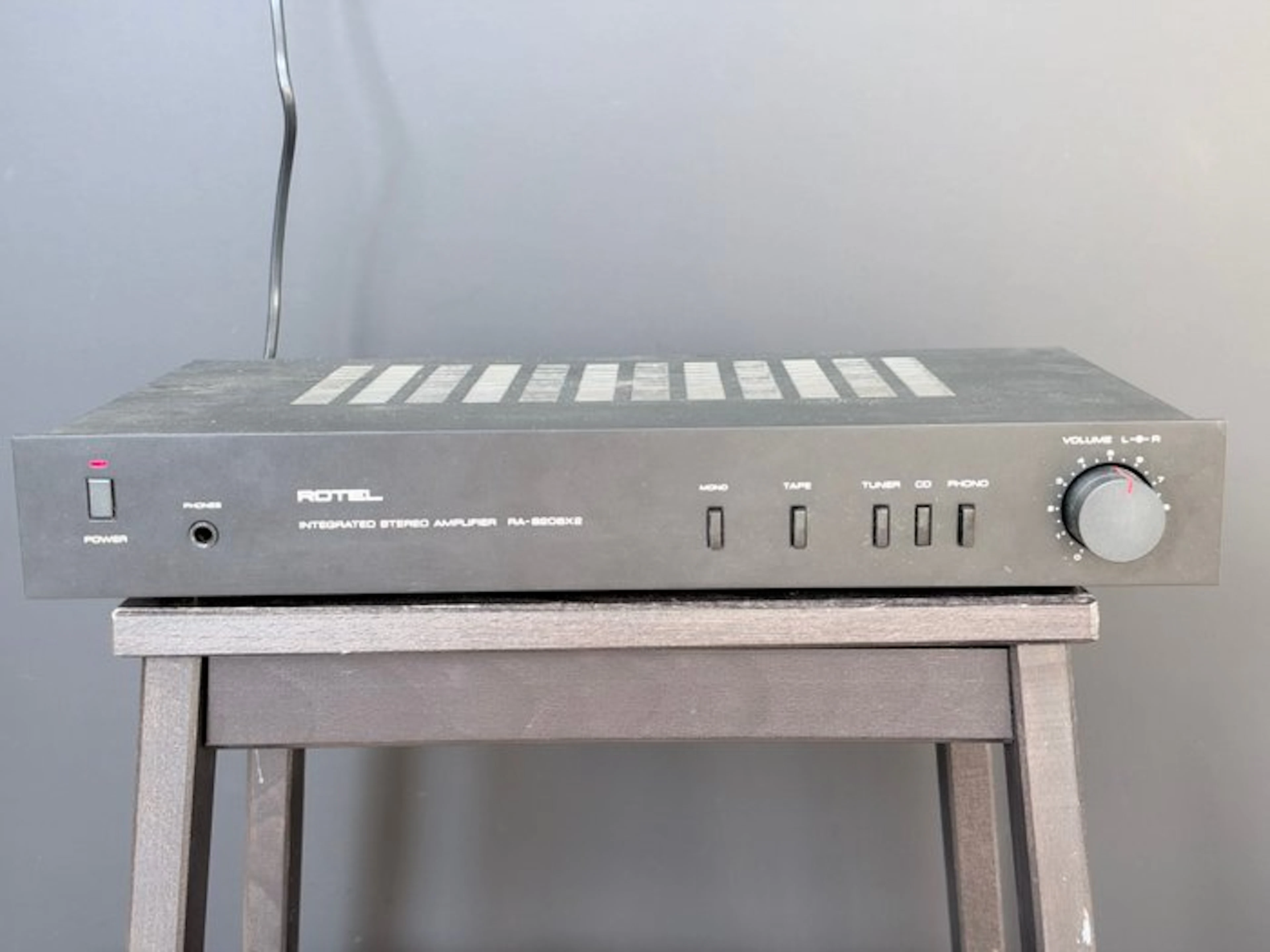 Rotel - RA-820BX2 Solid state integrated amplifier