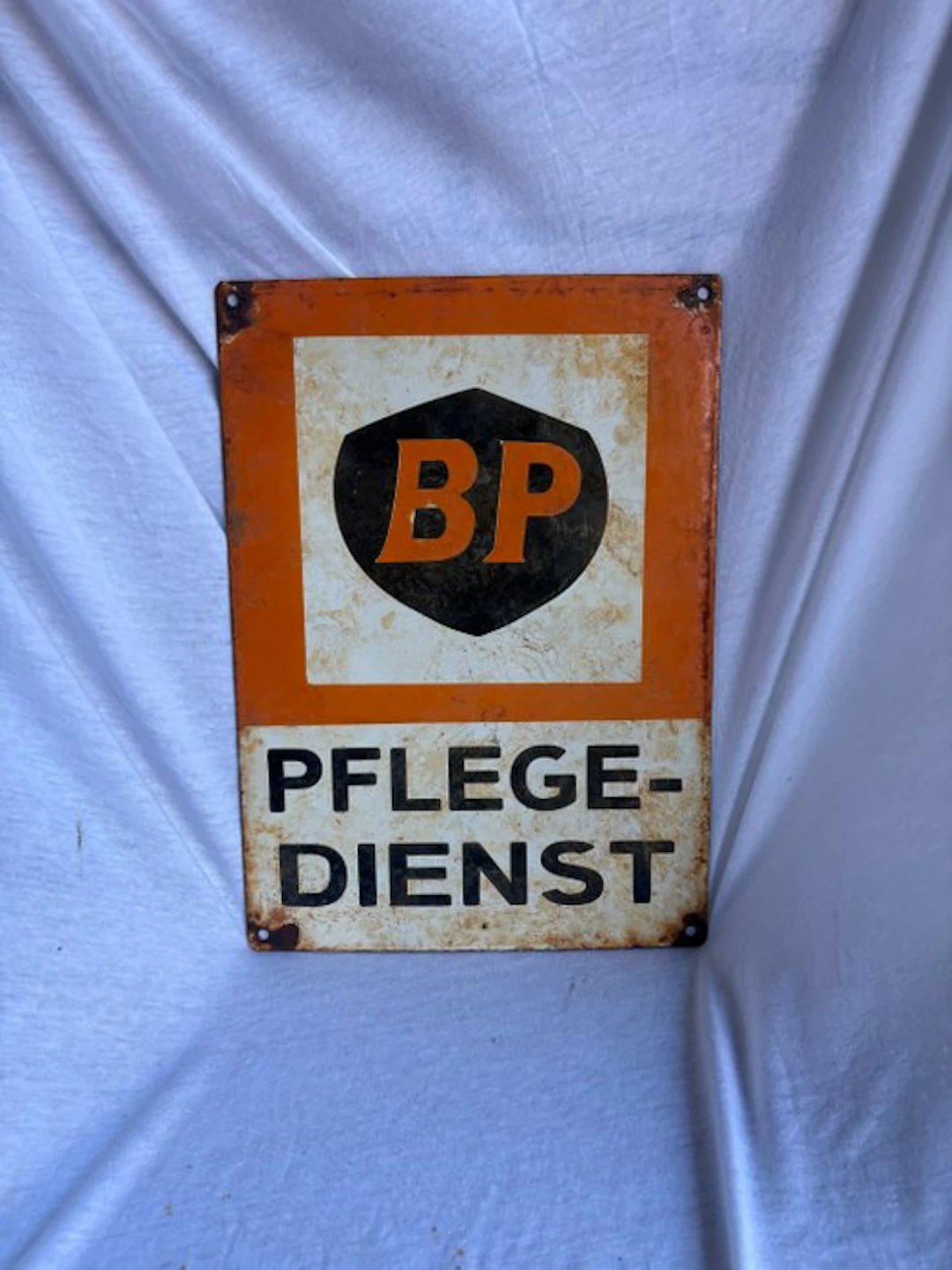 BP Pflegedienst – Oud Metalen Reclamebord met Klassiek BP...