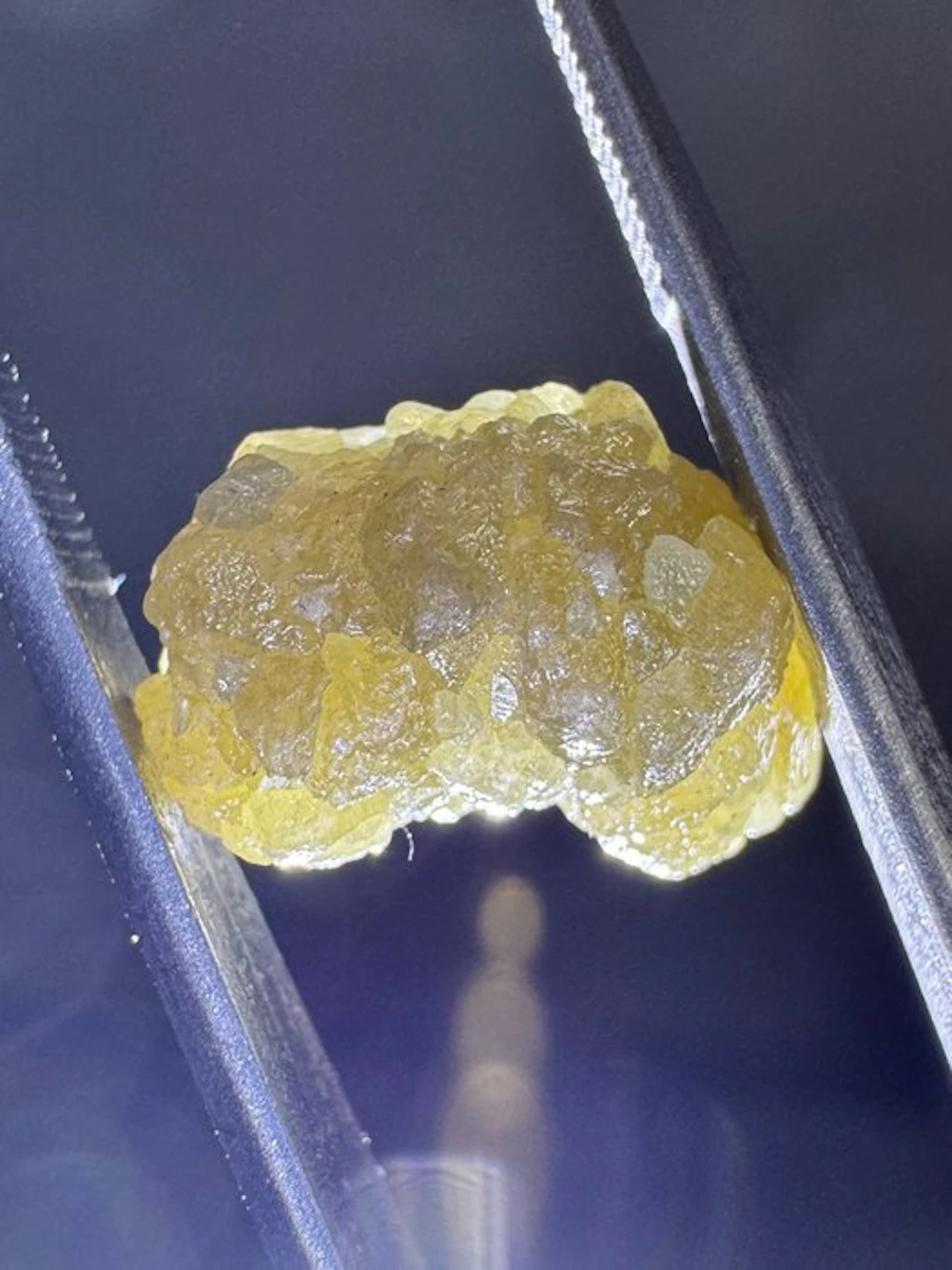 Natural rough diamond gray/yellow - 5.94 carats Rough- 1.19 g