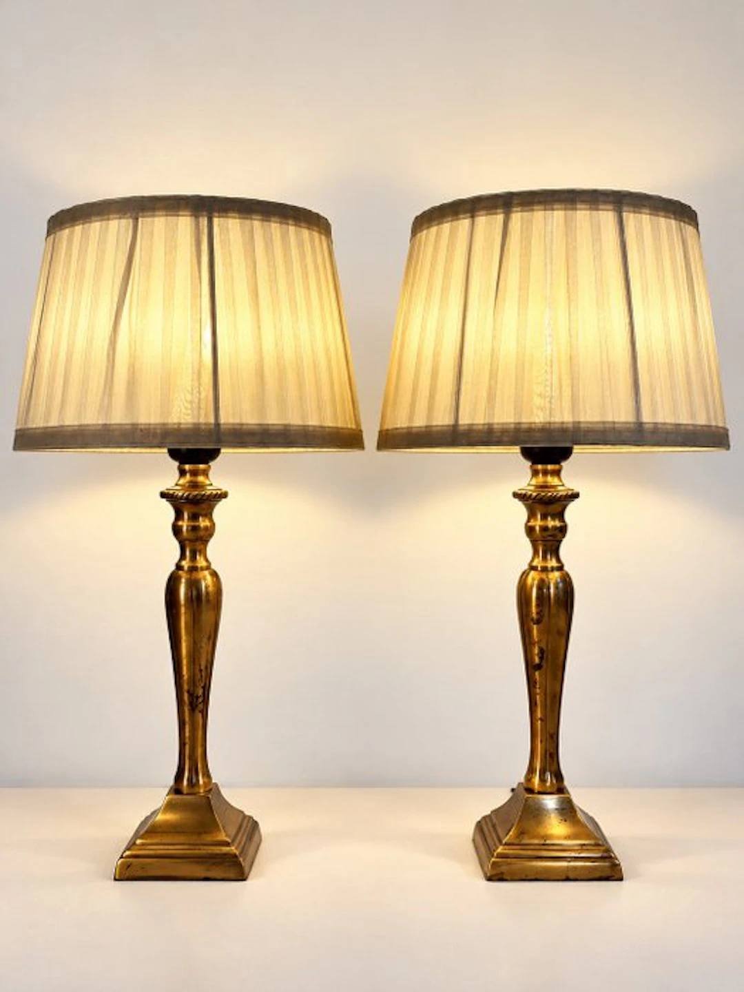 Light Makers - Table lamp (2) - Brass, Metal