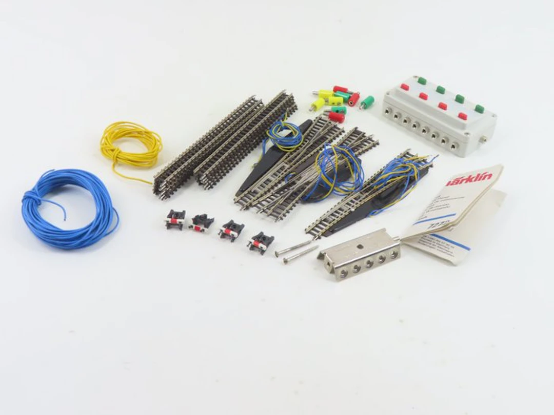 Märklin Z - 8194 - Model train tracks (1) - 19-piece rail...