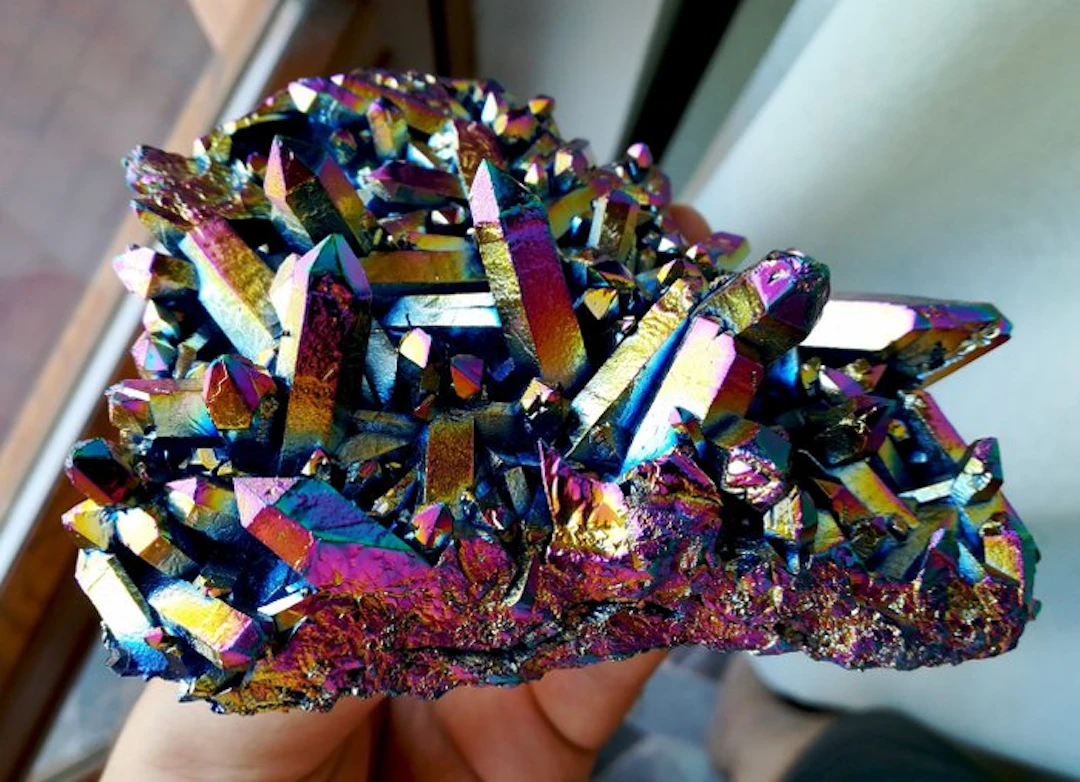 Rainbow Aura Quartz Crystal cluster - Height: 13 cm - Width: 11 cm- 343 g