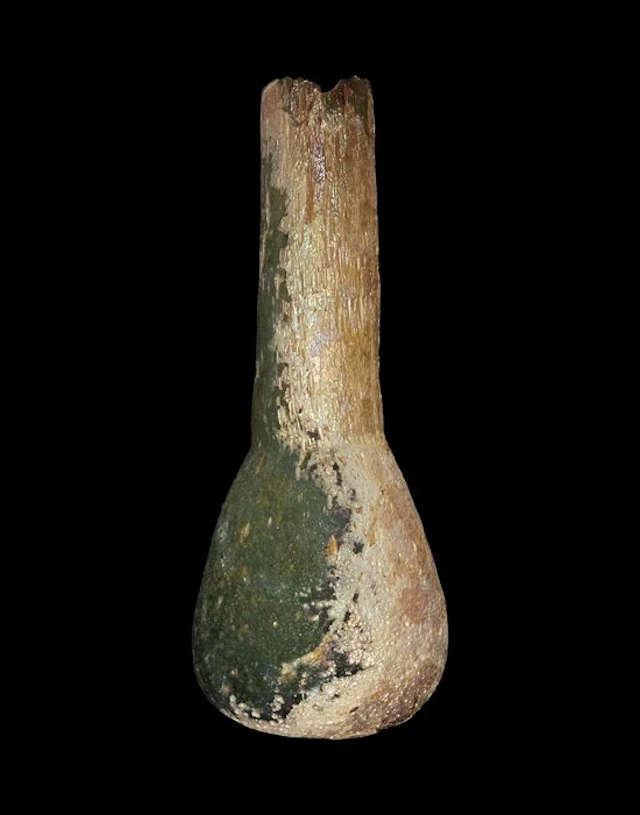Ancient Roman - Roman glass bottle - 1st / 3rd century AD. (No reserve price)