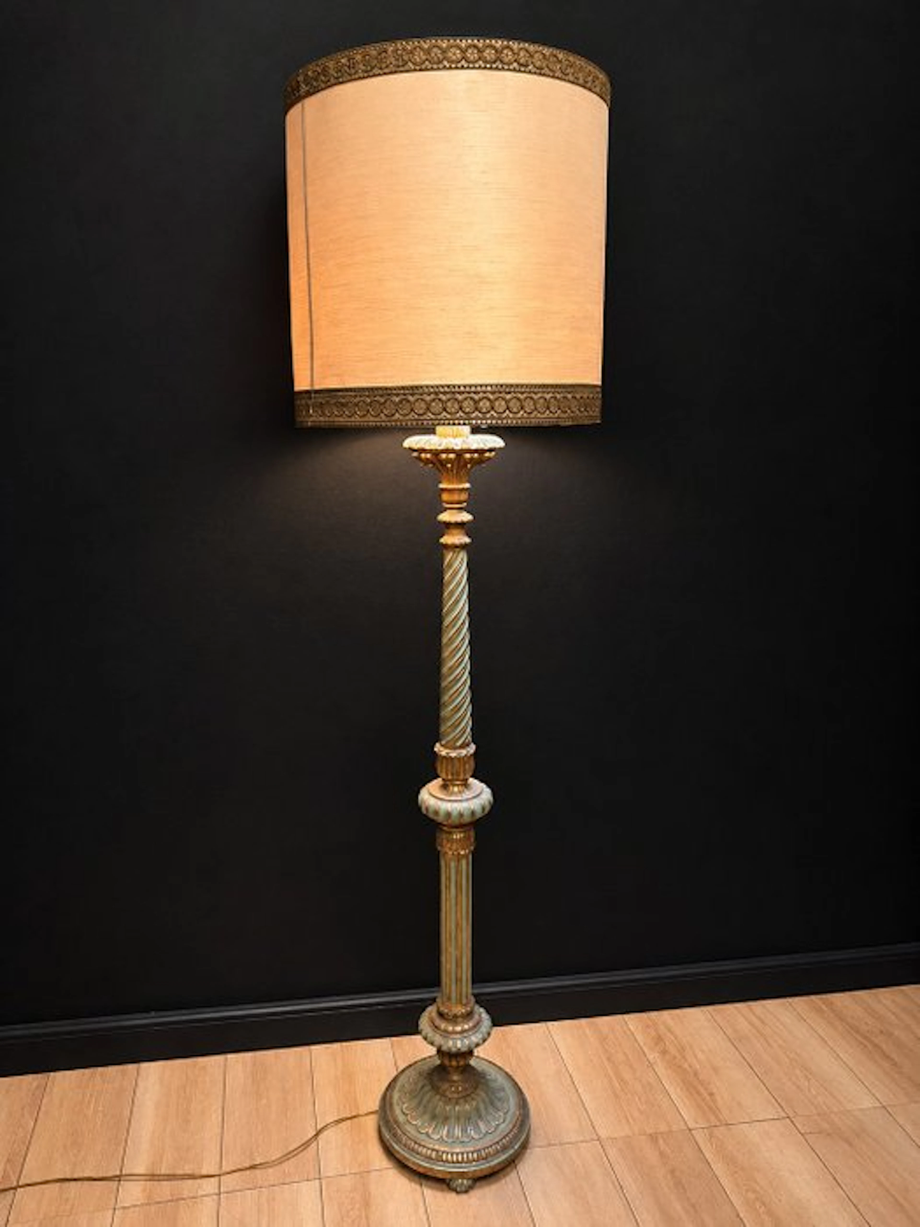 Floor lamp - Wood