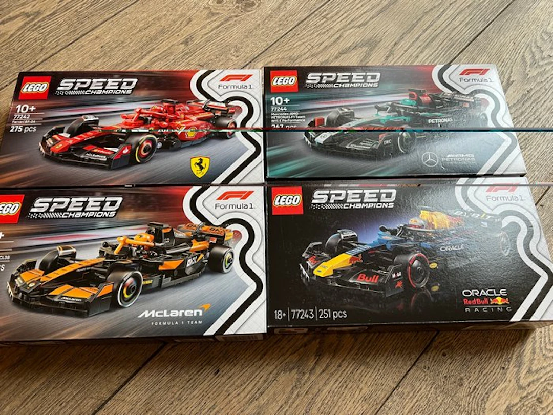 LEGO Set - Speed Racer - Lego speed champions redbull 77243