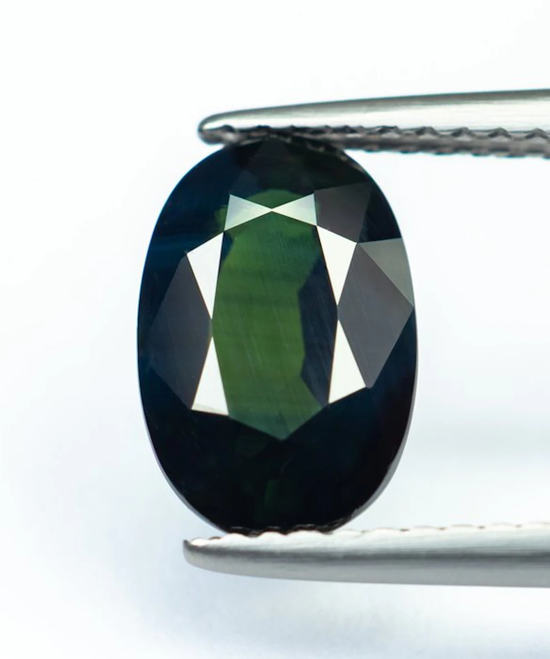 No reserve price Sapphire - 2.94 ct - Bellerophon Gemlab - Deep Greenish Blue