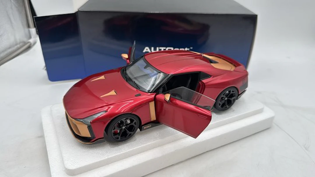 Autoart 1:18 - Model car - Nissan GT-R50 By italdesign - (cod.P24)