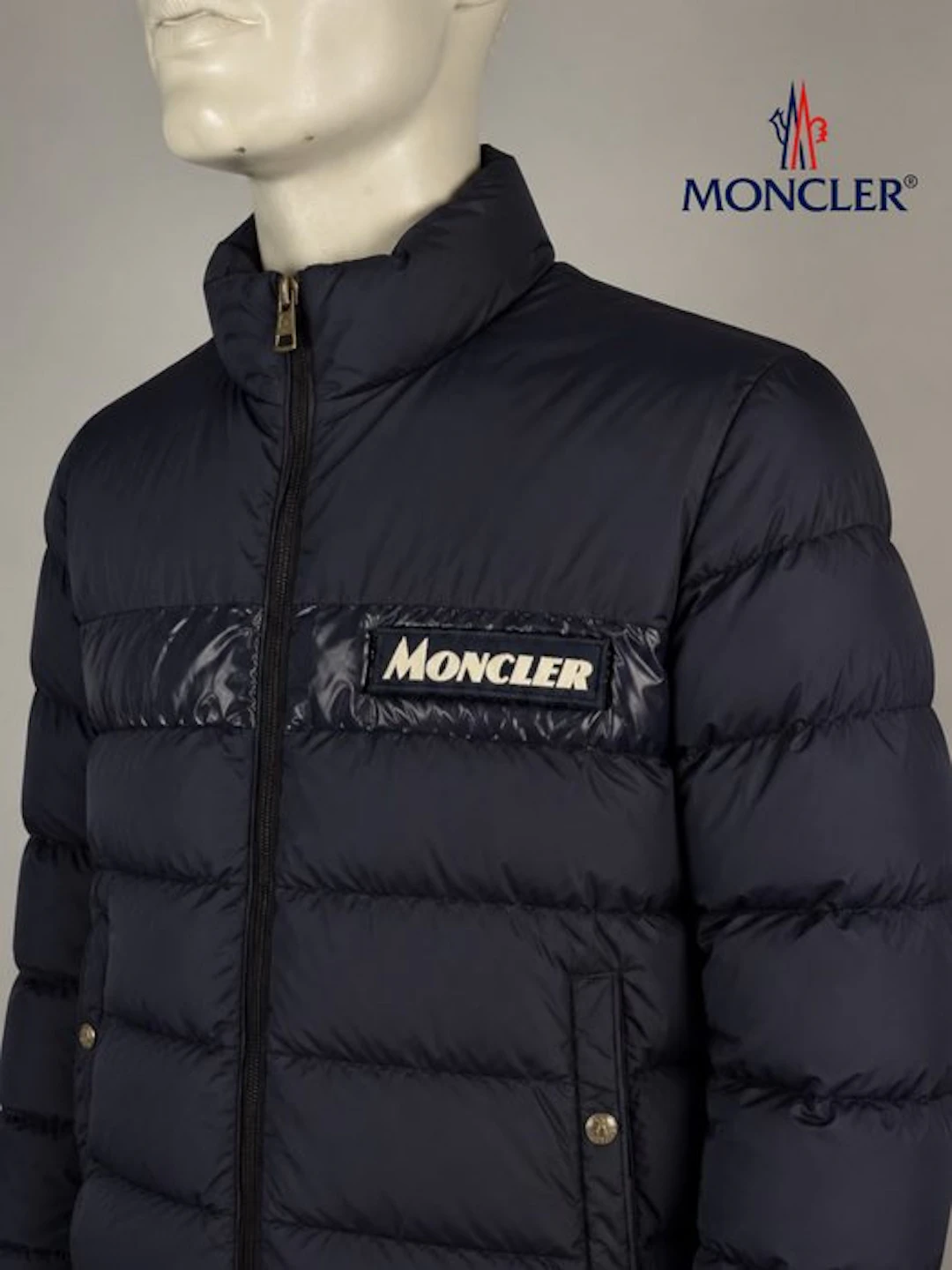 Moncler - Down jacket
