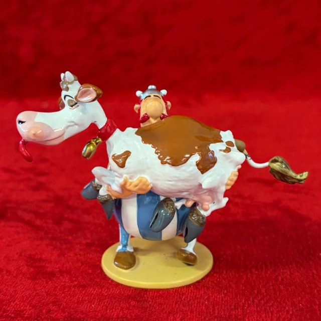 Asterix 2393 - Obelix en de koe - 1 little image...