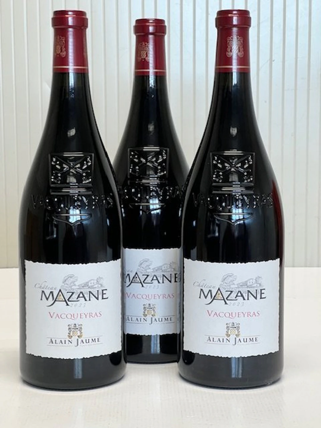 2023 Vacqueyras "Chateau Mazane". Alain Jaume - Rhône - 3 Magnums (1,5L)