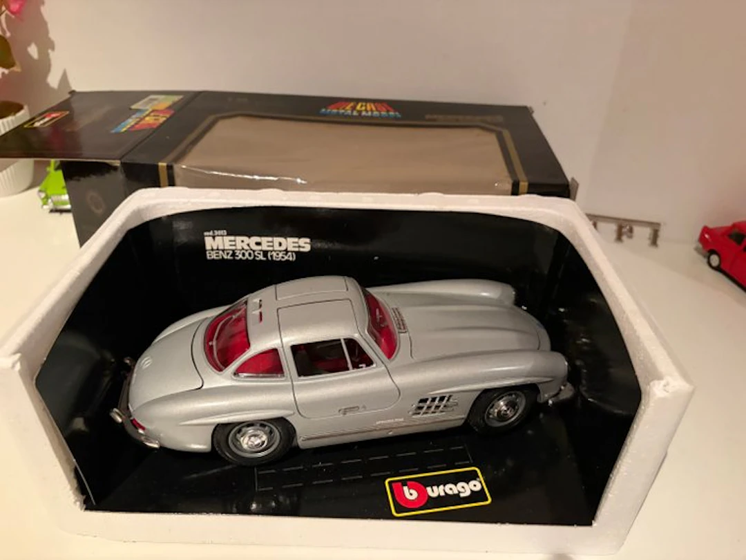 Bburago 1:18 - Model car - Mercedes Benz 300 SL