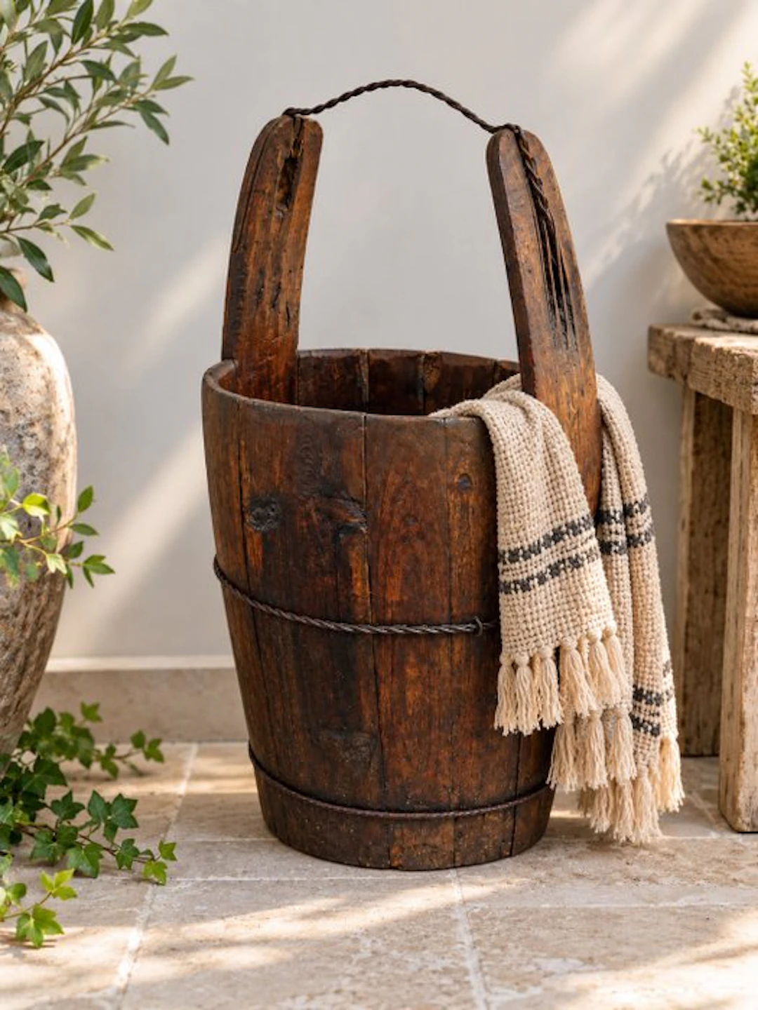 no idea Wood handmade old bucket - 55 cm (No reserve price)