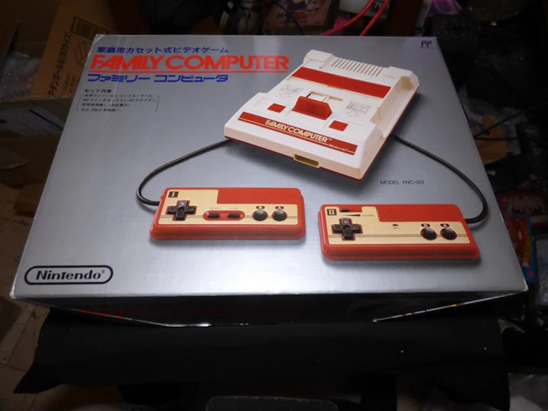 Nintendo - Famicom (Japanese NES) - FamiCom Nintendo...