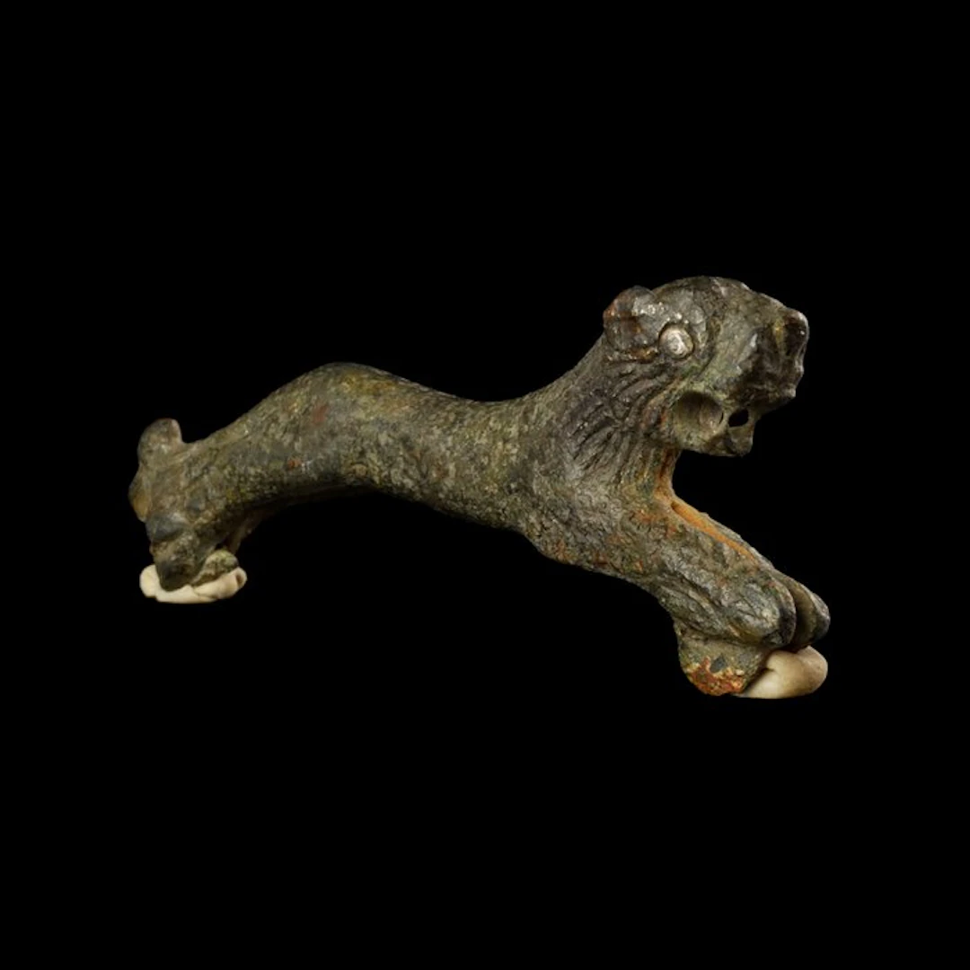Ancient Roman Rare Panther Knife Handle with Silver Eye Inlays