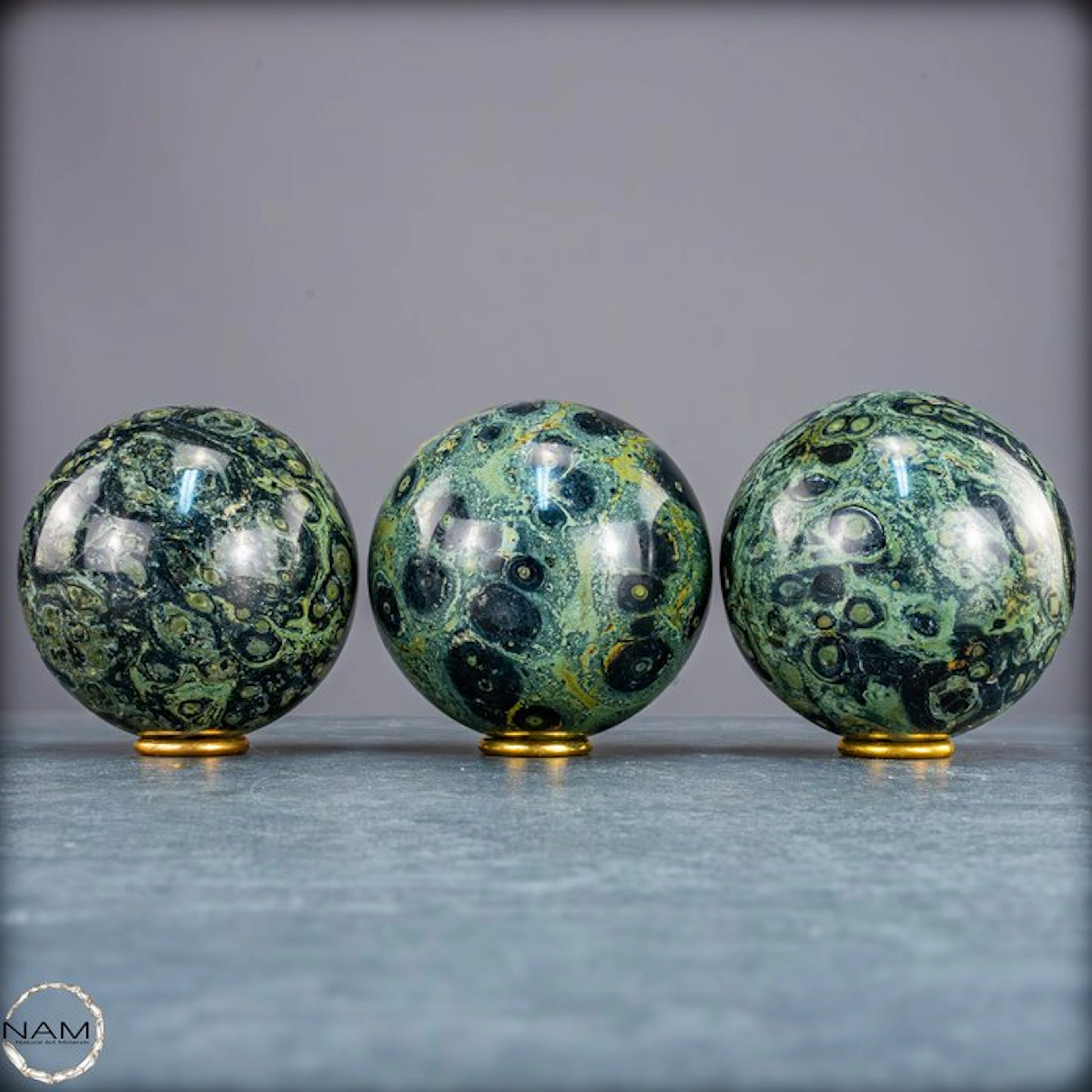 Kambaba Jasper Sphere Set – Fascinating natural art with...