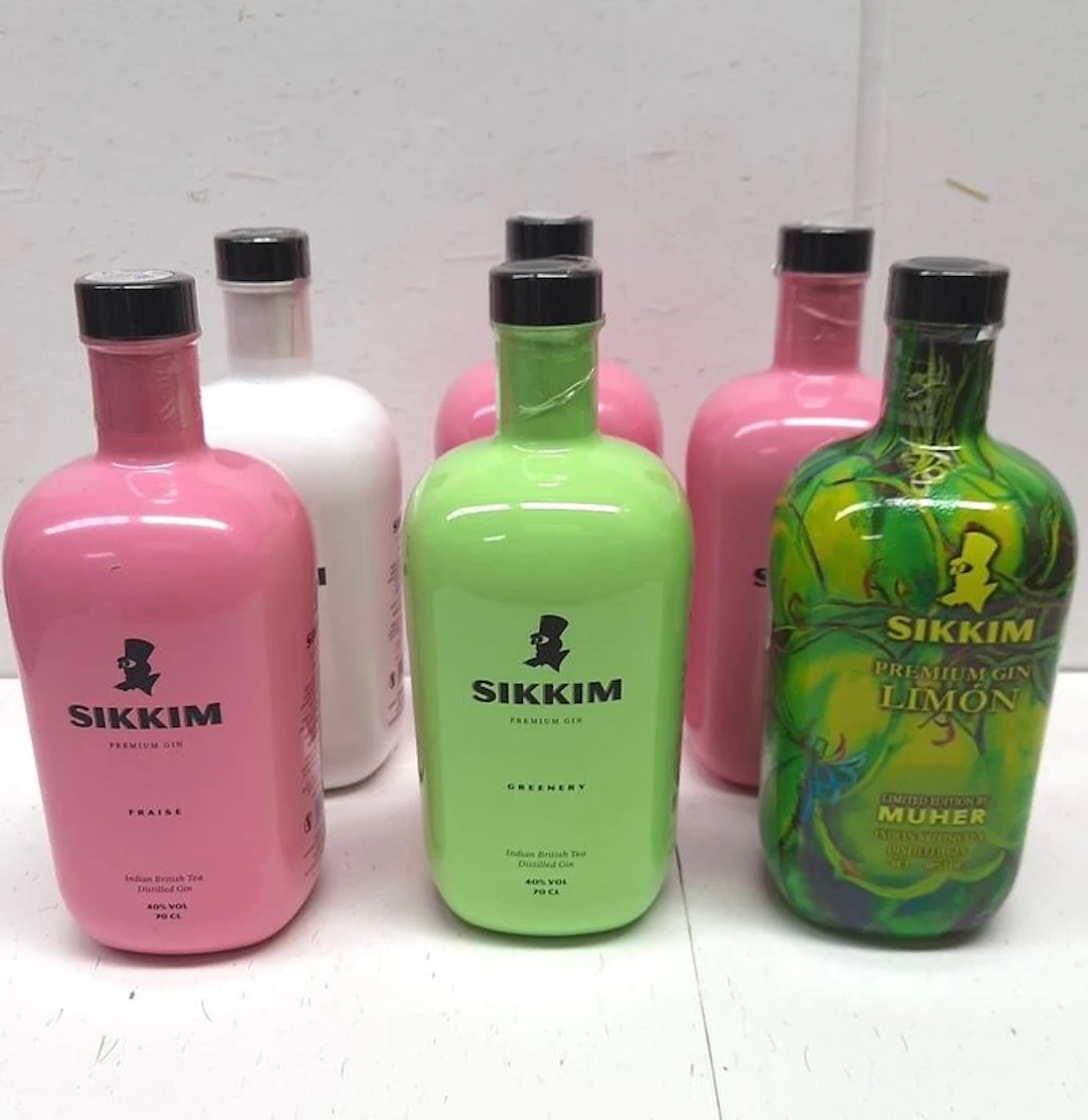 Sikkim - Privée, Fraise, Greenery & Limón by Mulher - 70cl - 6 bottles