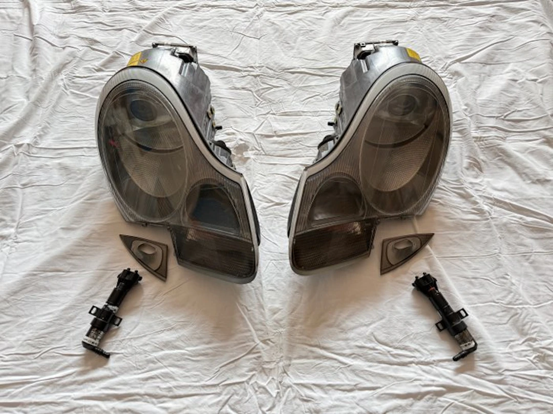 Car part (2) - Porsche - Kit completo Coppia Fanali Xenon Porsche 911 / 996
