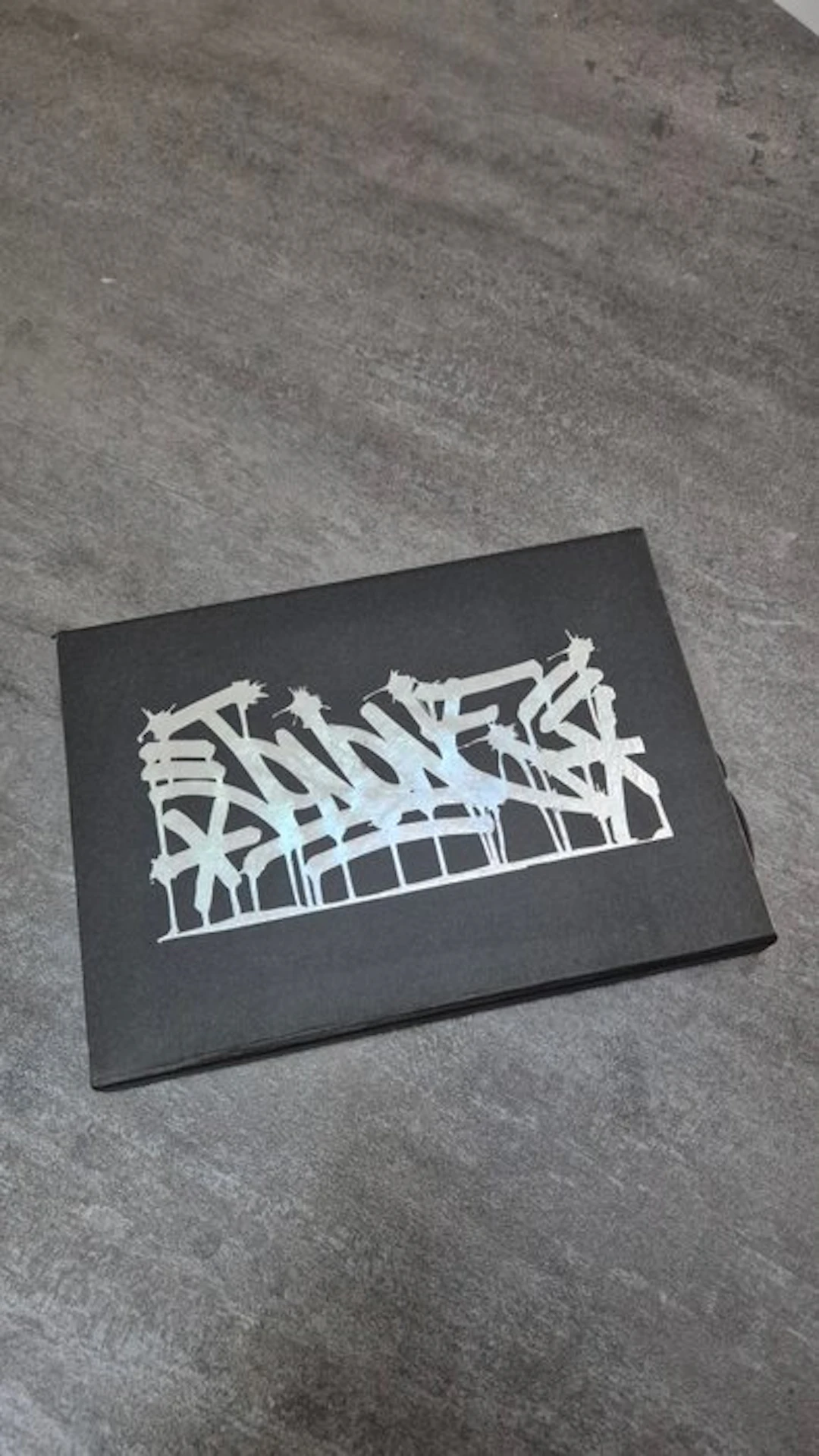 Jonone (1963) - Jonone original plexiglas + his box, signed by the artist