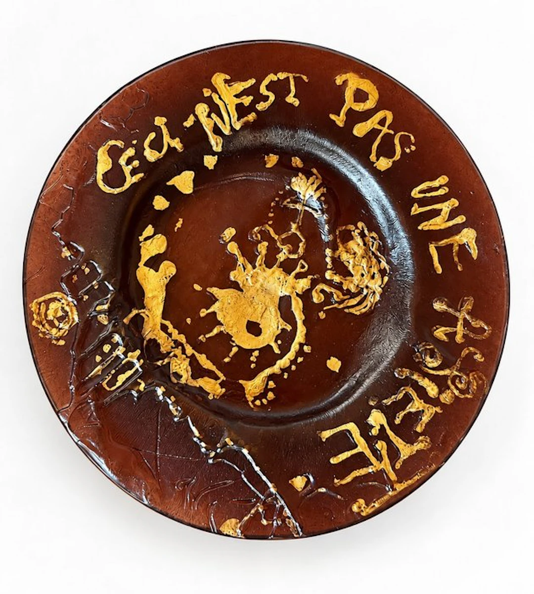 Daum - Salvador Dalí (after) - Plate - "Ceci n‘est pas une assiette"