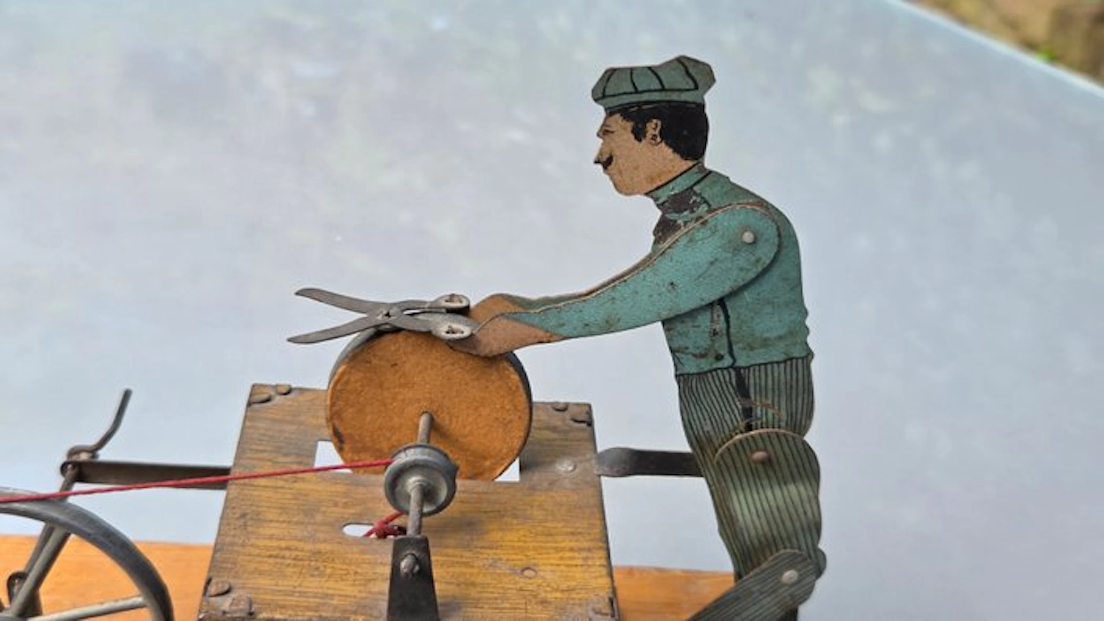 Arnold - Tin toy - Messenslijper figuur stoommachine...