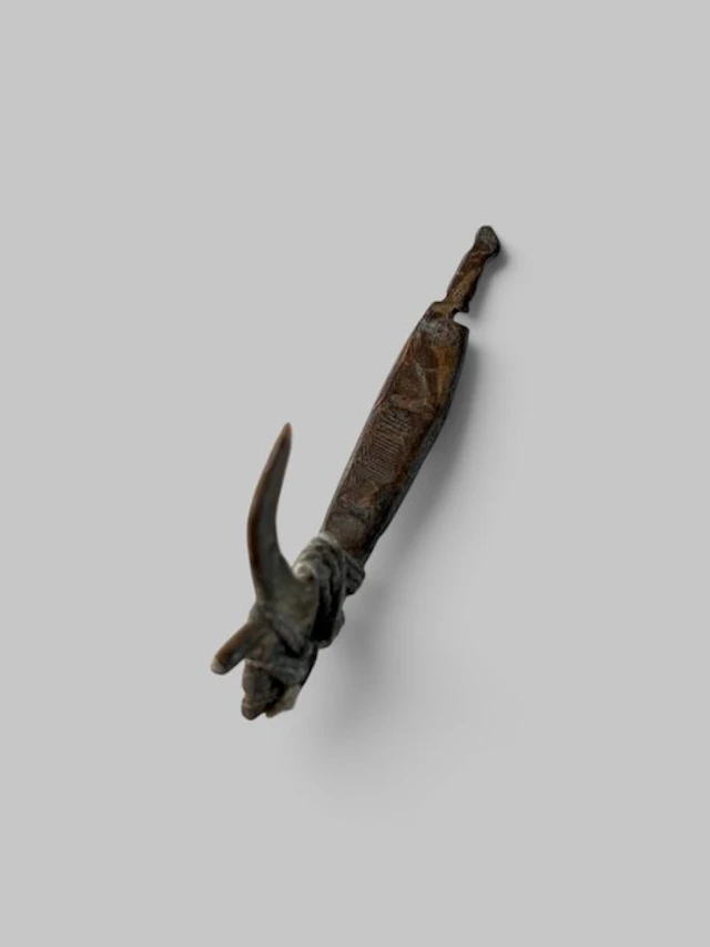 Old fishing hook – Papua New Guinea - Papua New Guinea (No reserve price)