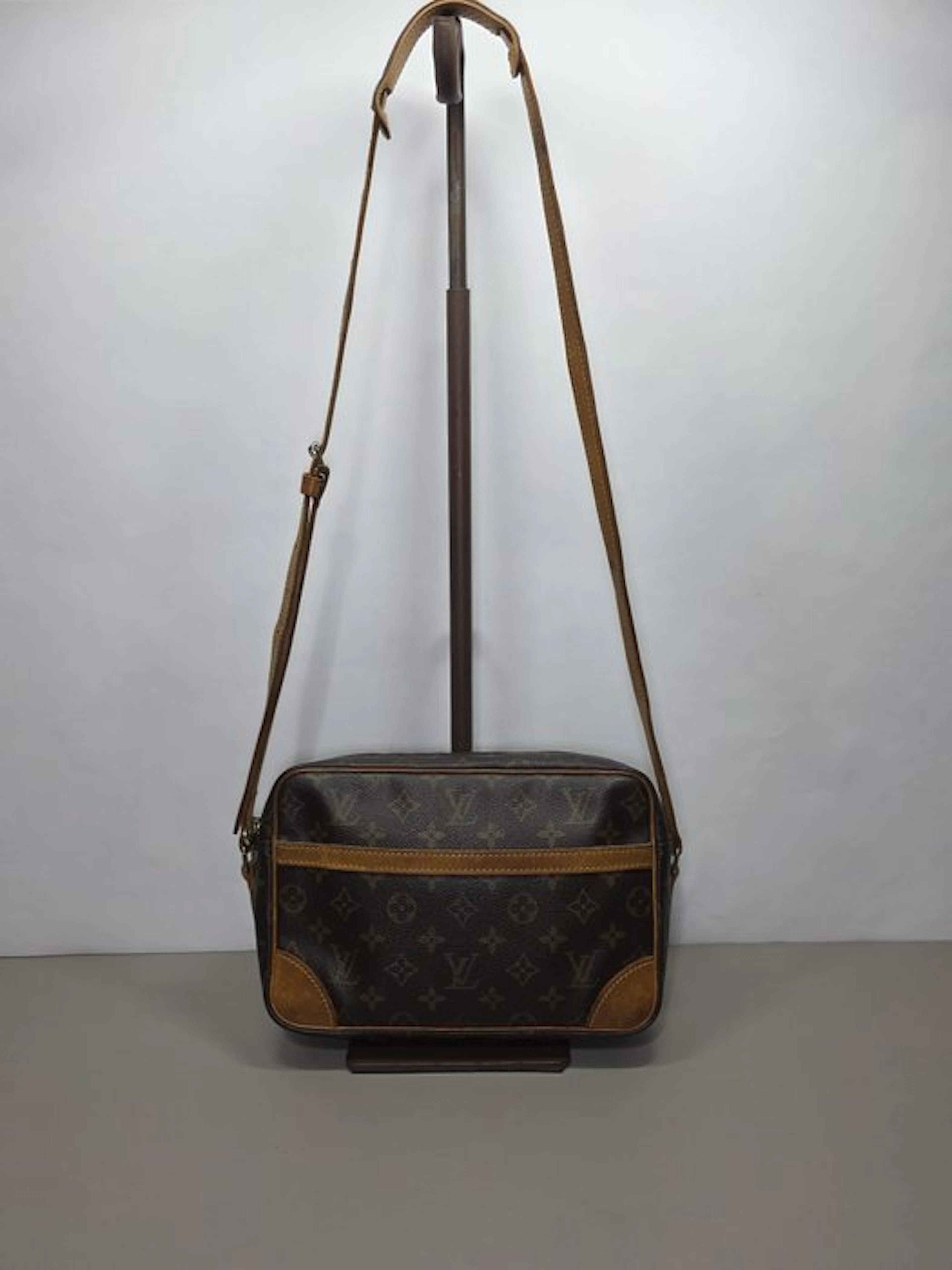 Louis Vuitton - Trocadero - Crossbody bag