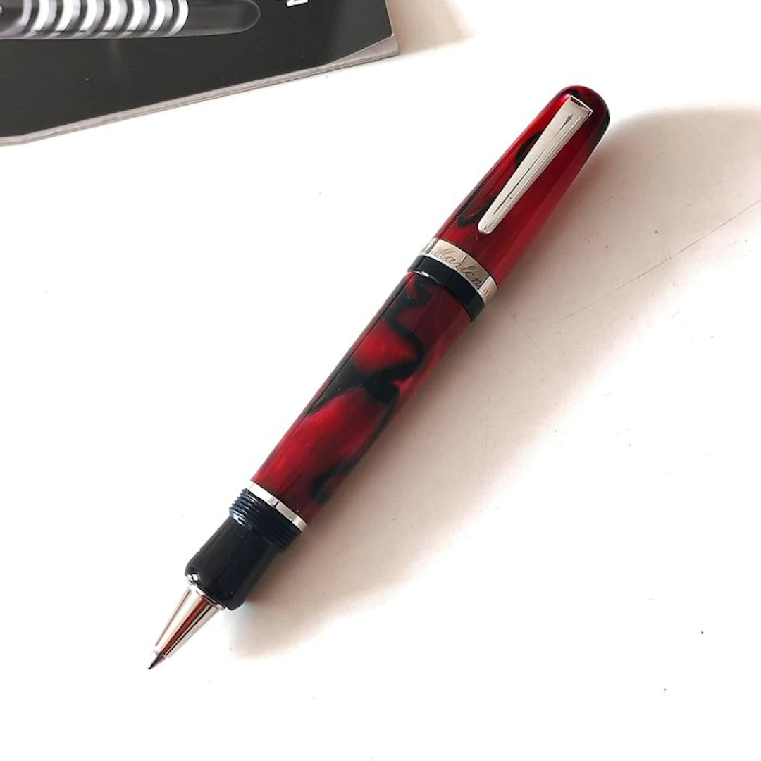 Marlen - Essence Red - Edizione speciale in resina italiana - Roller ball pen