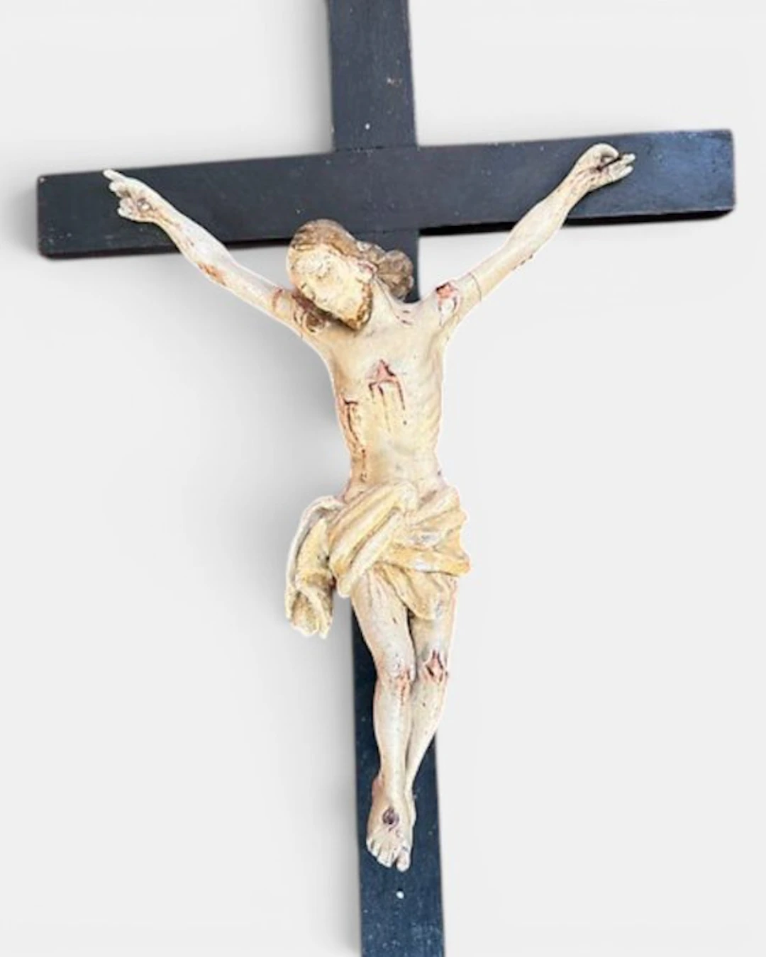Antique Crucifix - Polychrome wood and gesso - circa 1700...