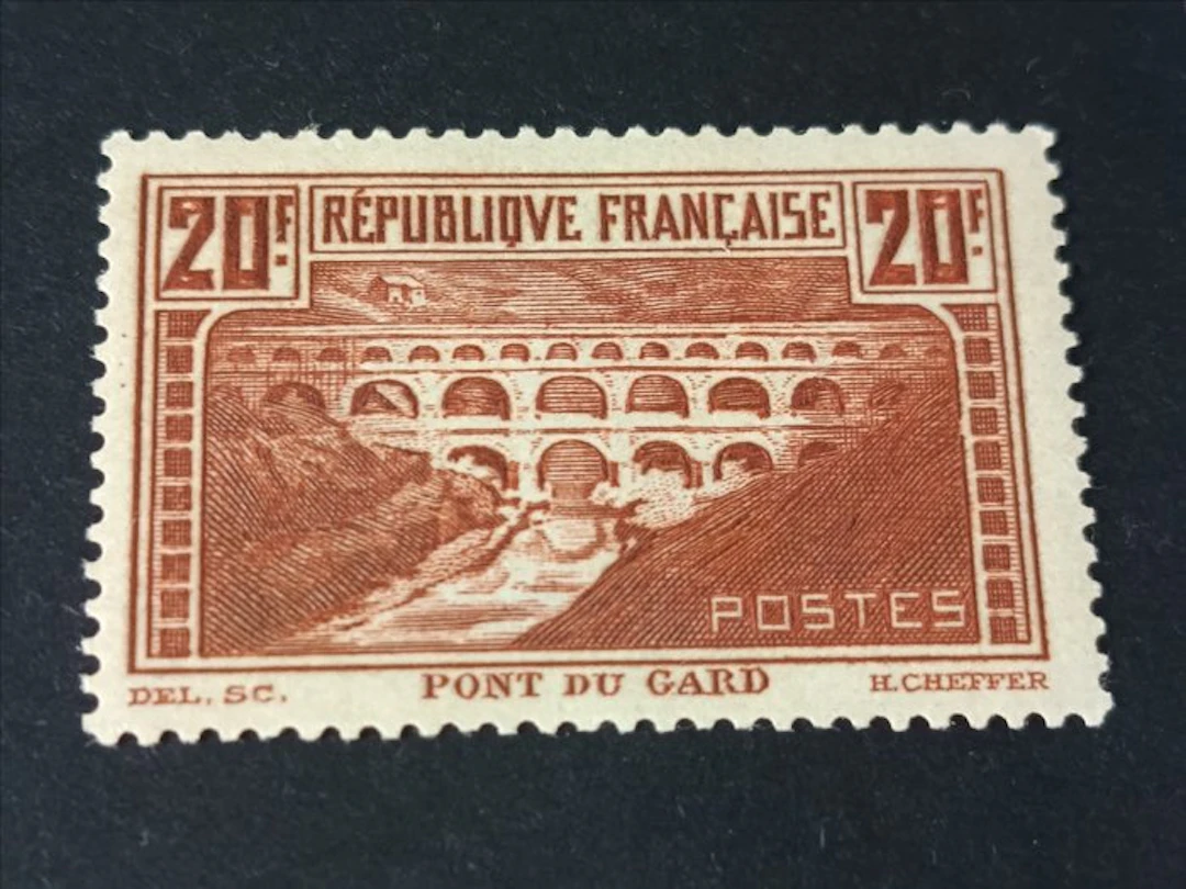 France 1929/1931 - No. 262 20 f. cauldron (IIB) signed Calves